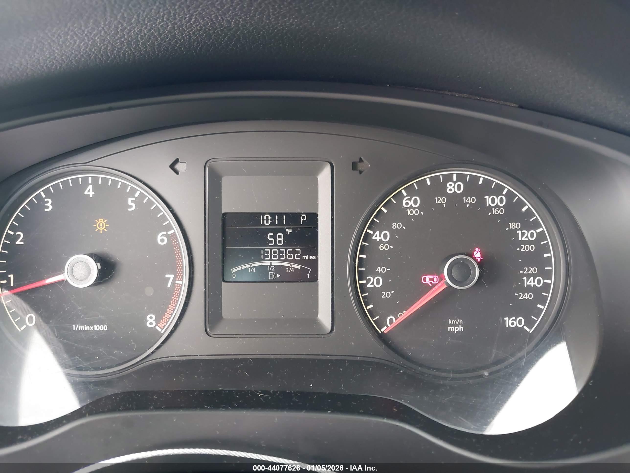 VOLKSWAGEN JETTA image 7