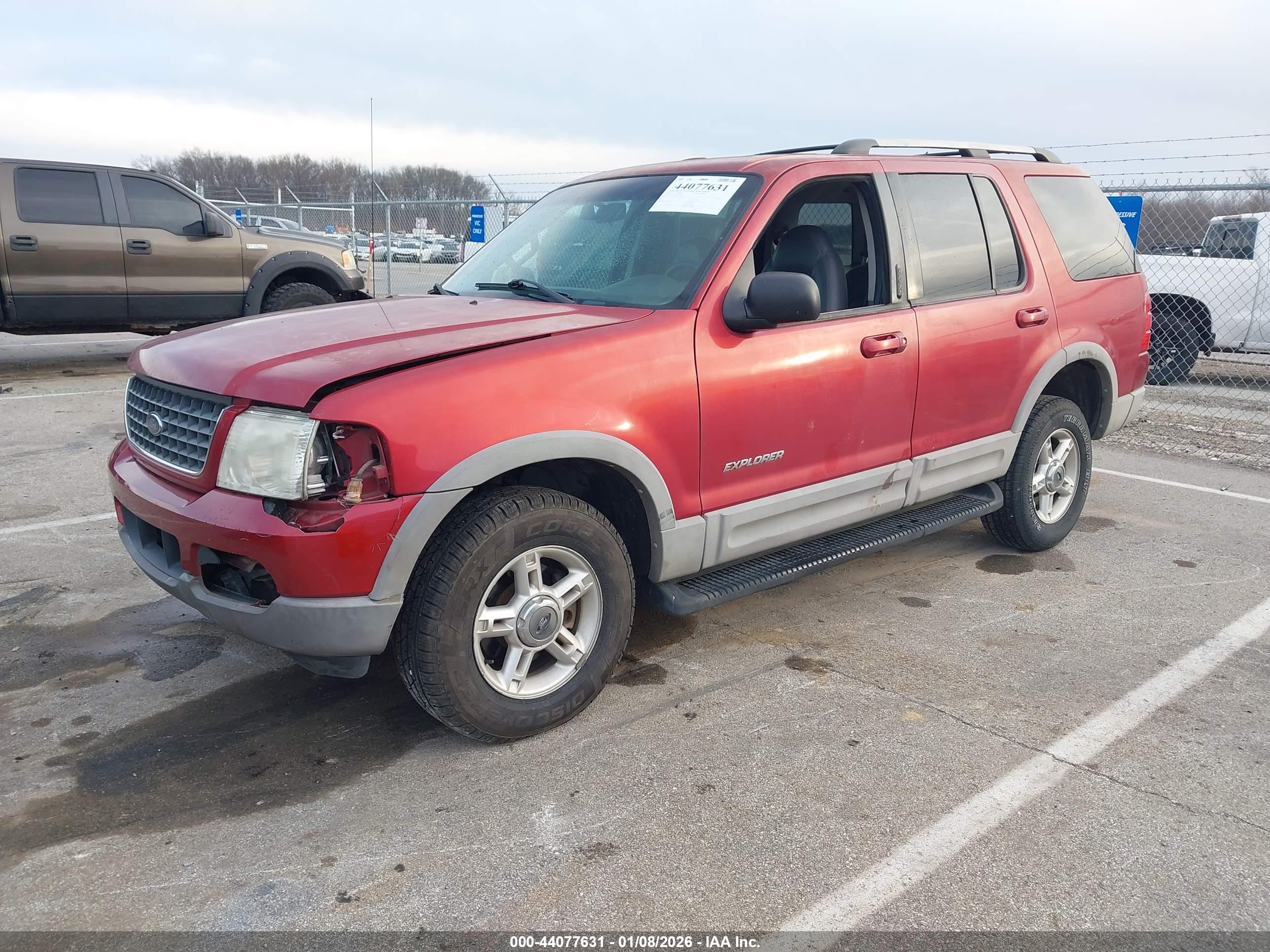 FORD EXPLORER image 2