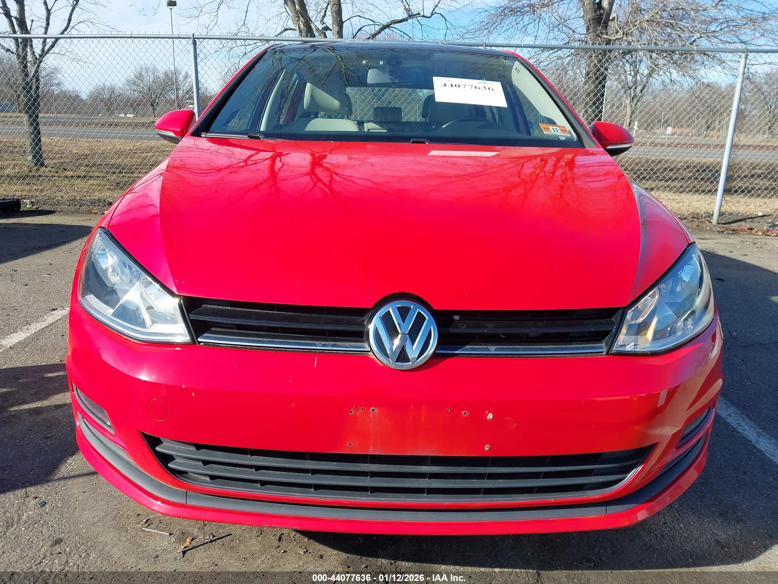 VOLKSWAGEN GOLF image 6