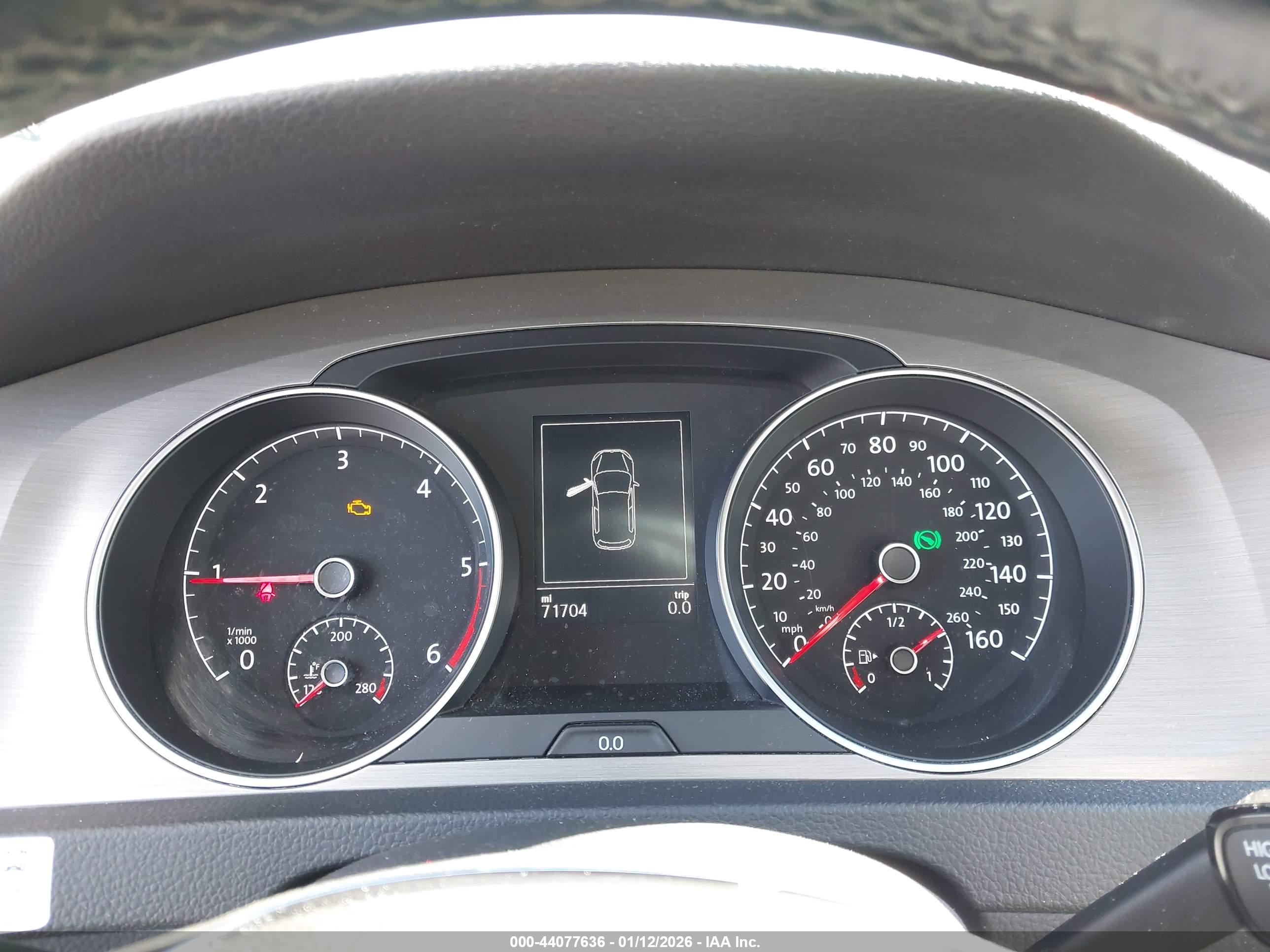 VOLKSWAGEN GOLF image 7