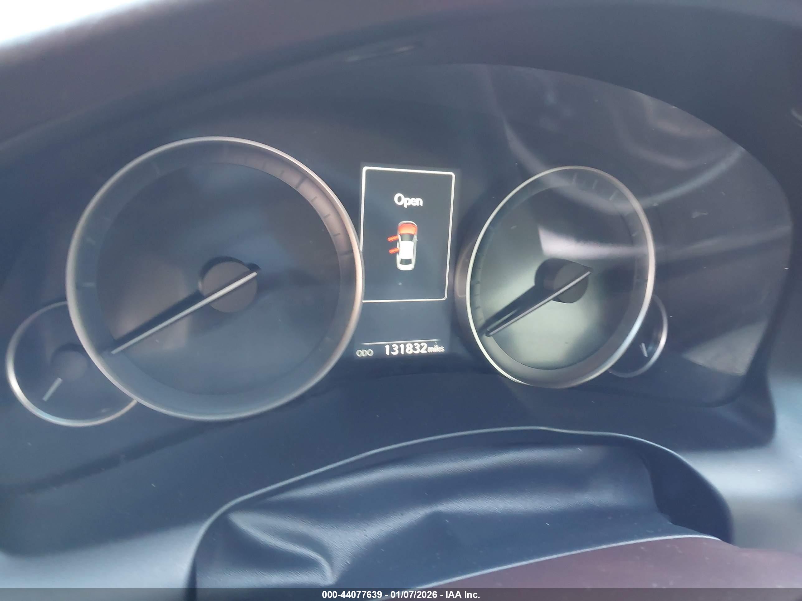 LEXUS ES image 7