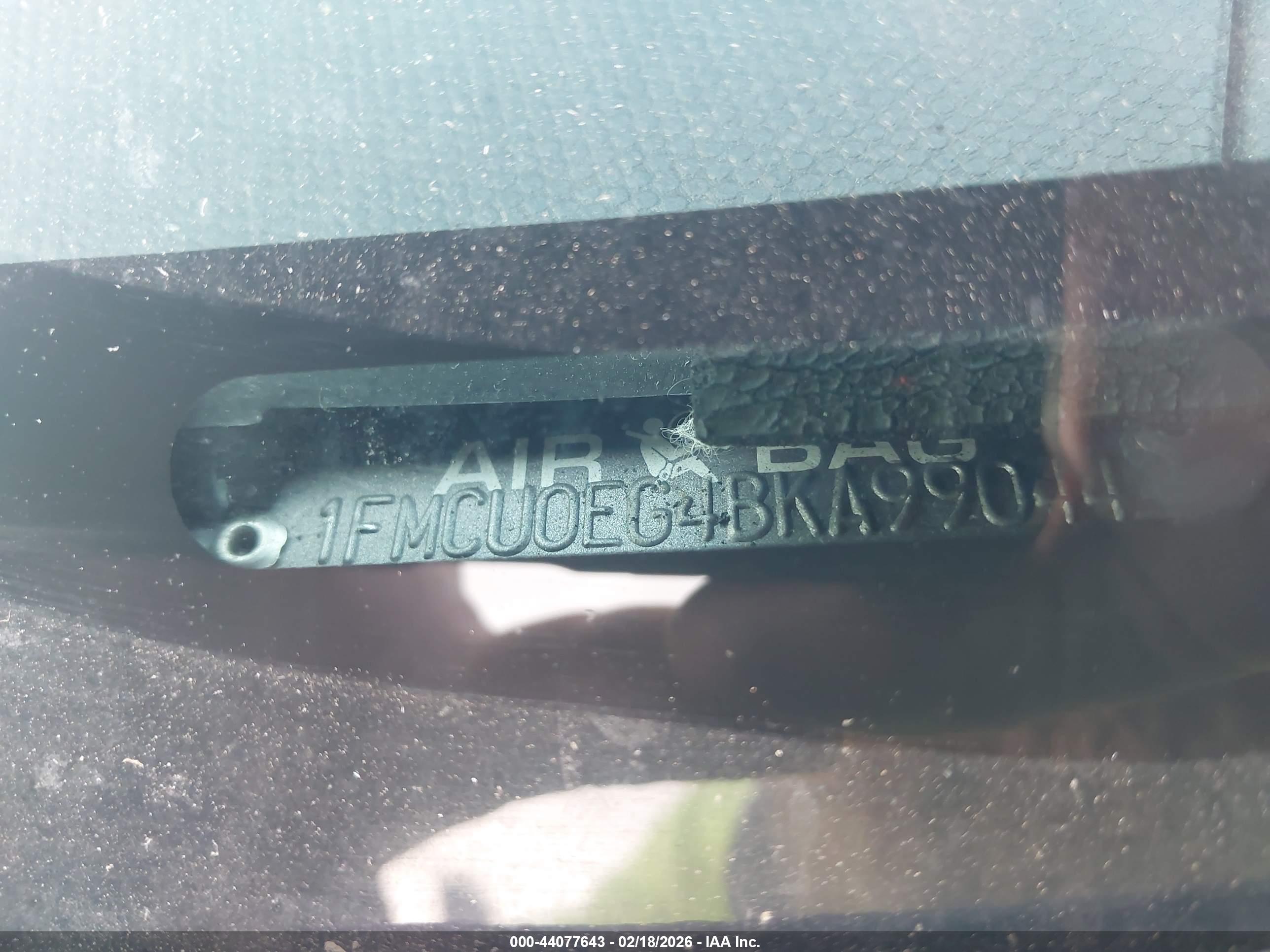 FORD ESCAPE image 9