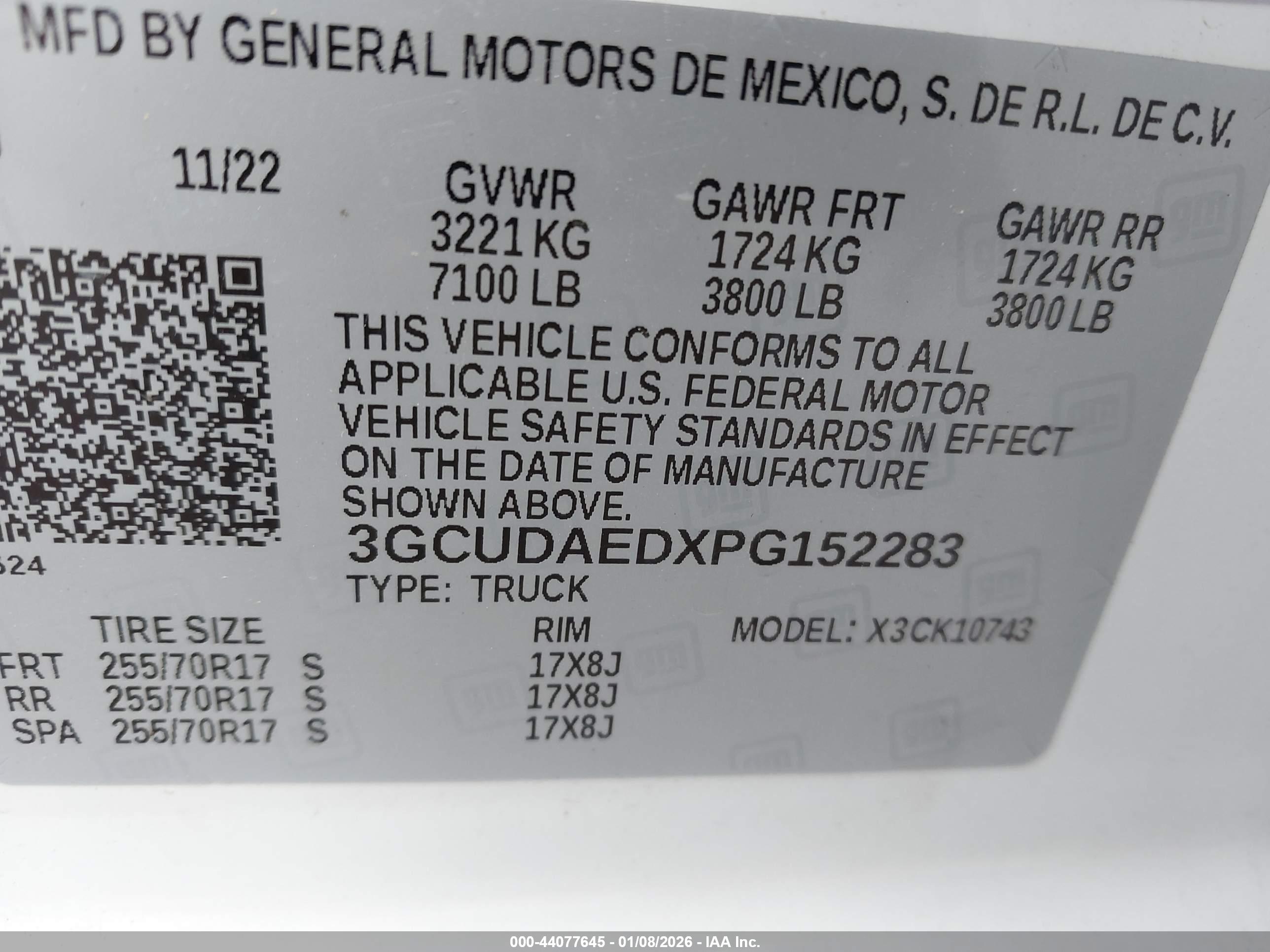 CHEVROLET SILVERADO image 9