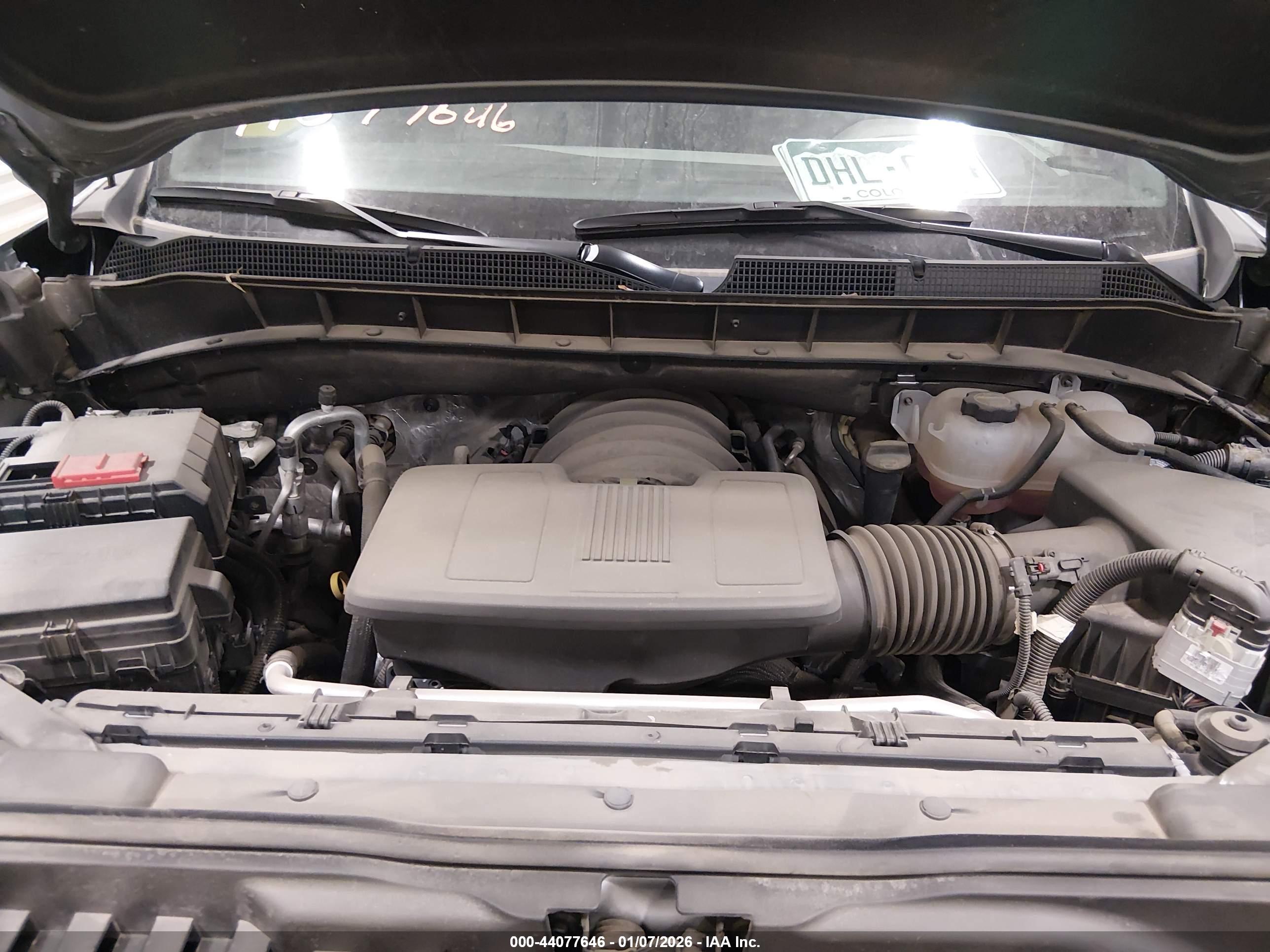 CHEVROLET SILVERADO image 10