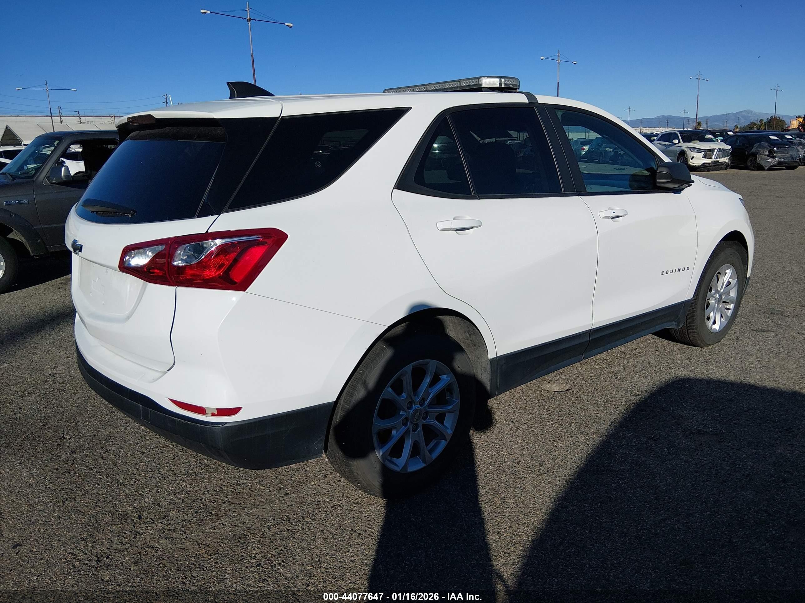CHEVROLET EQUINOX image 4