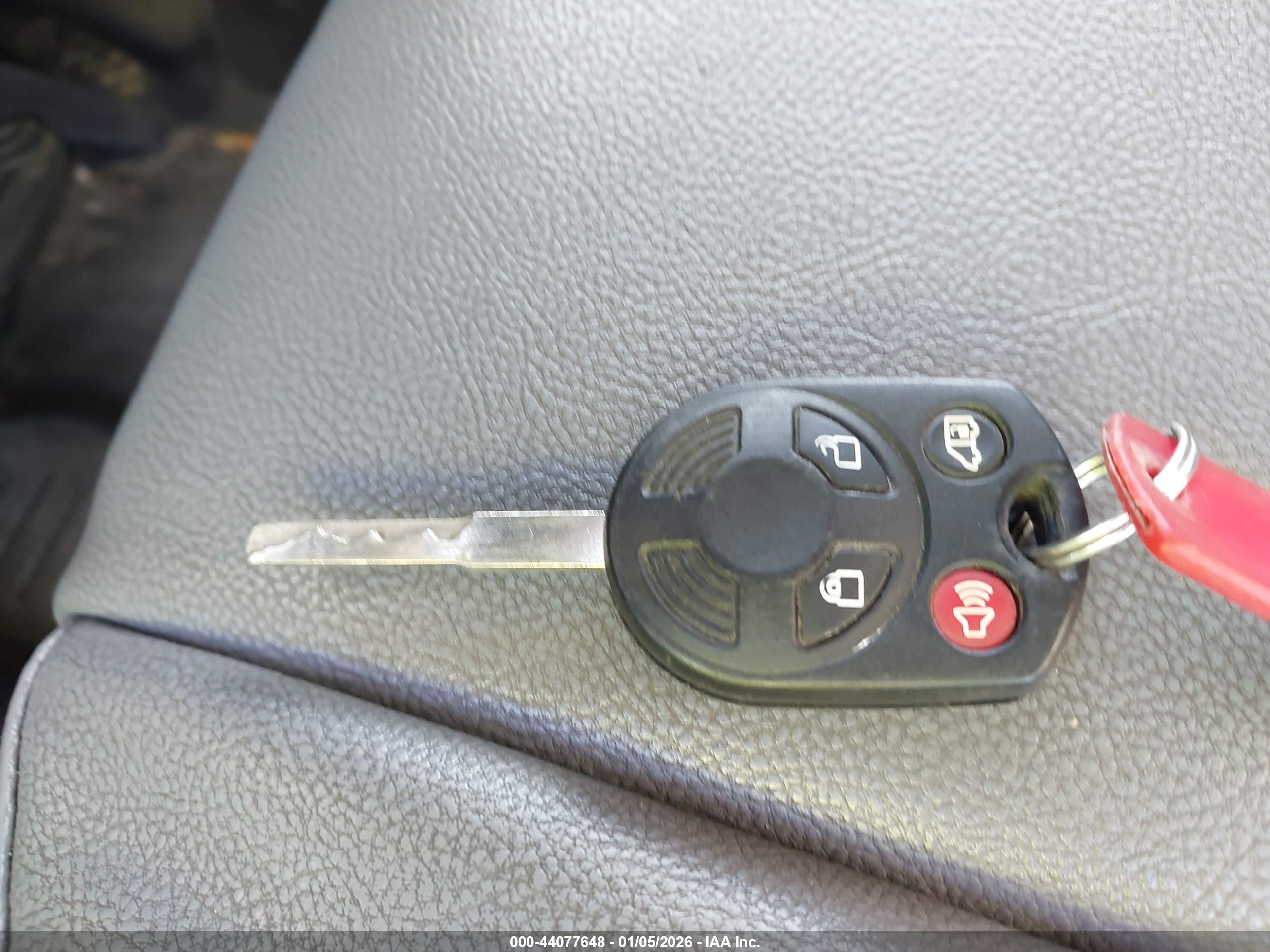 FORD TRANSIT-250 image 11