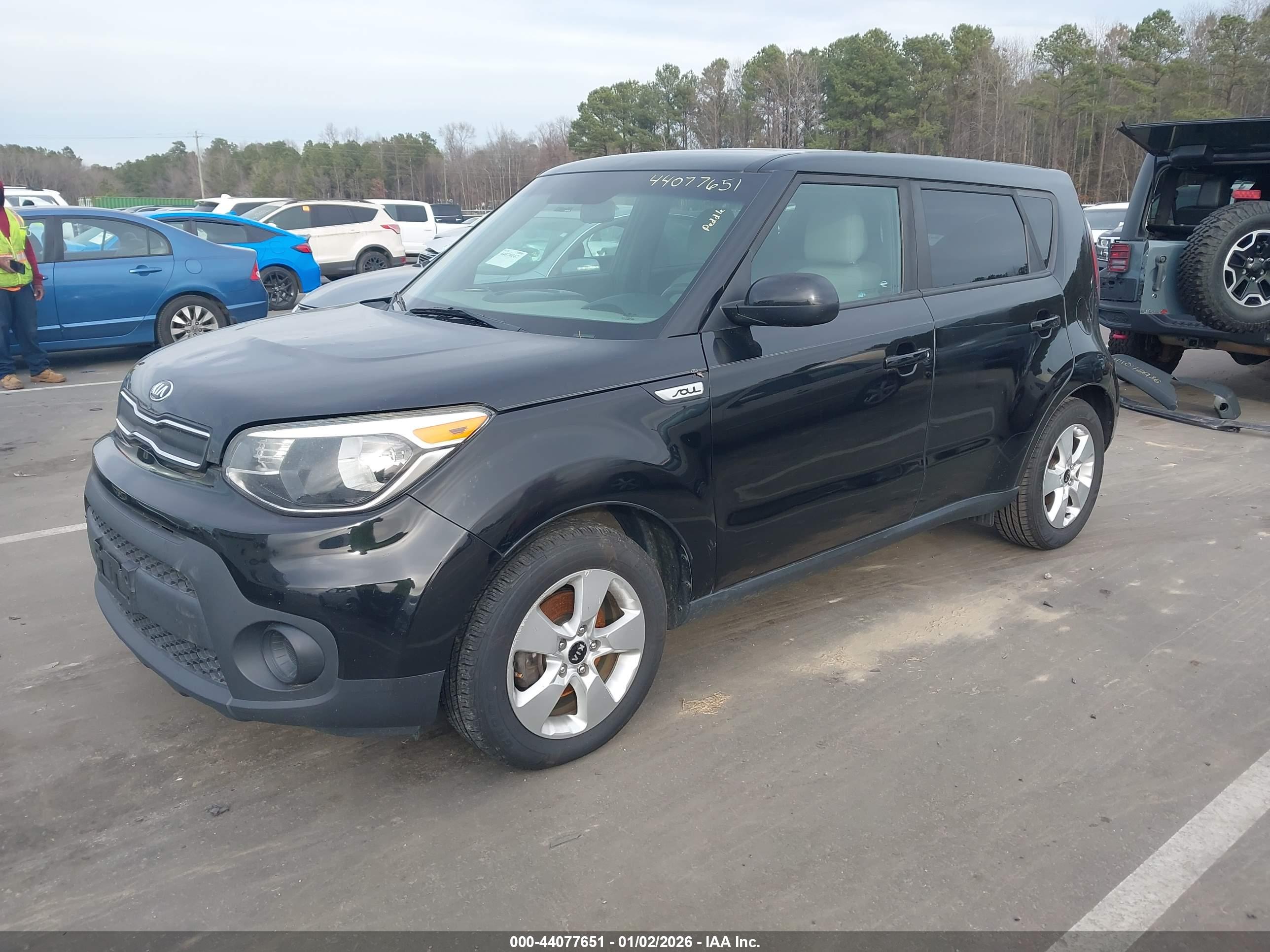 KIA SOUL image 2
