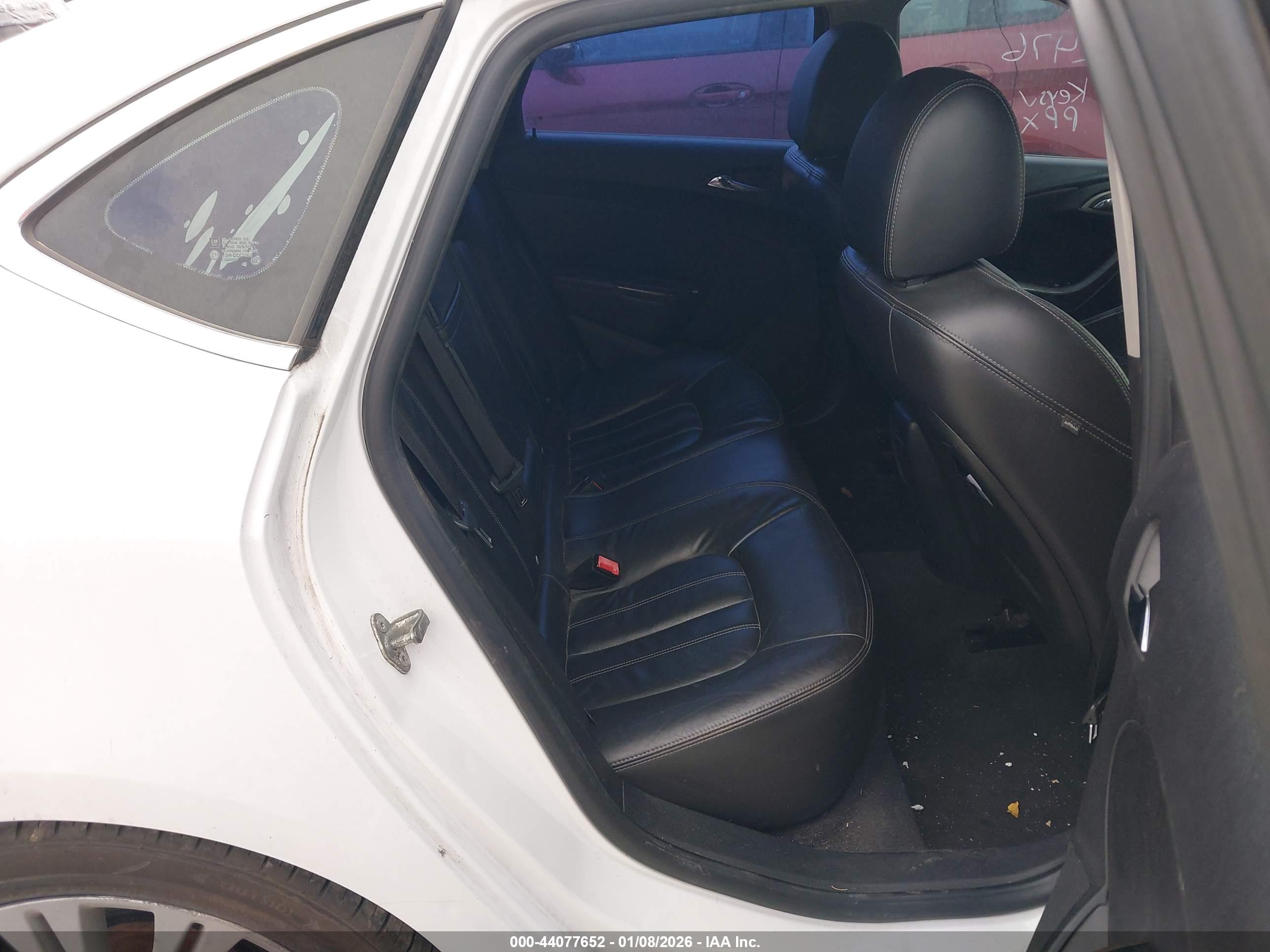 BUICK VERANO image 8