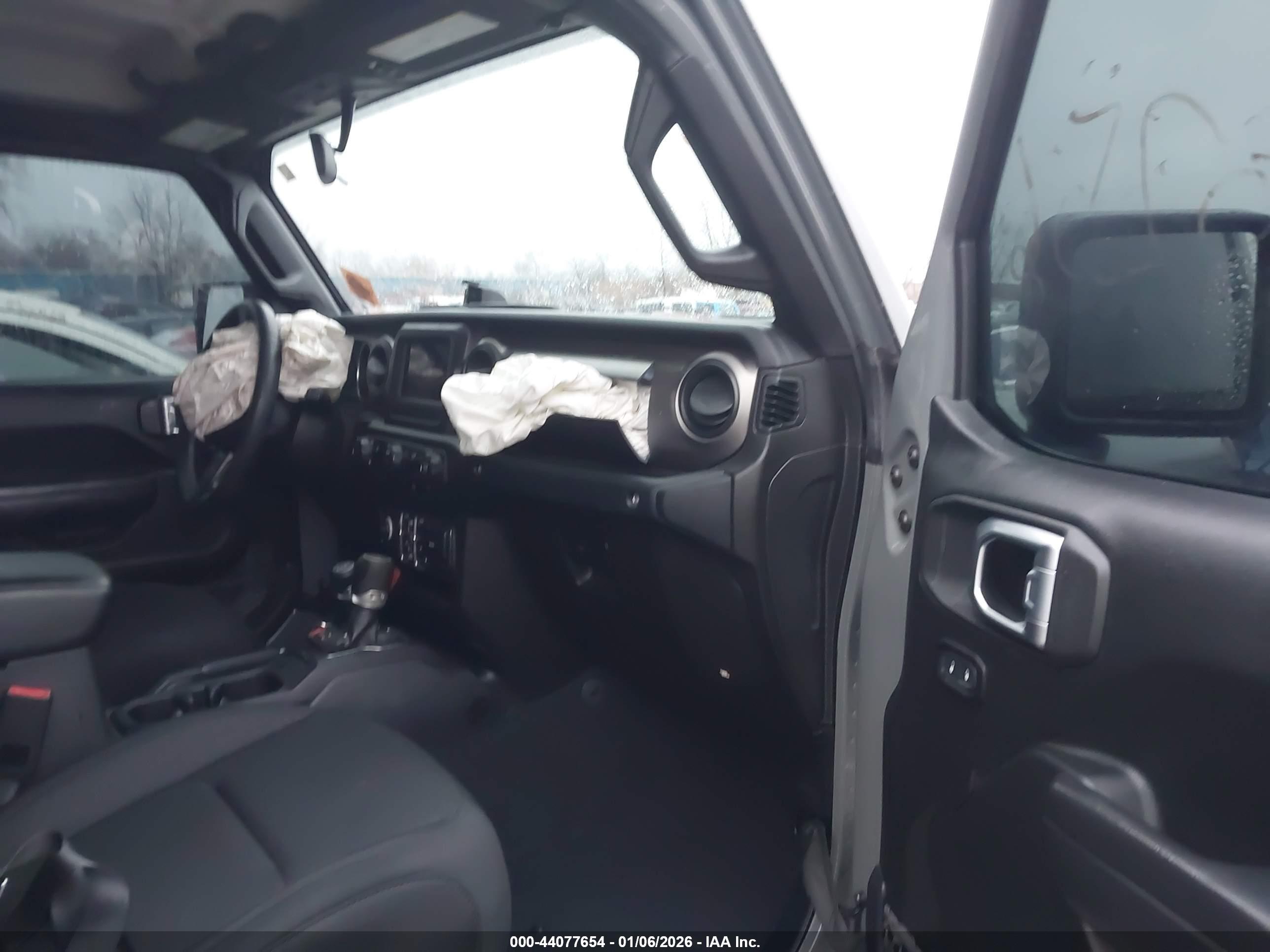 JEEP GLADIATOR image 5