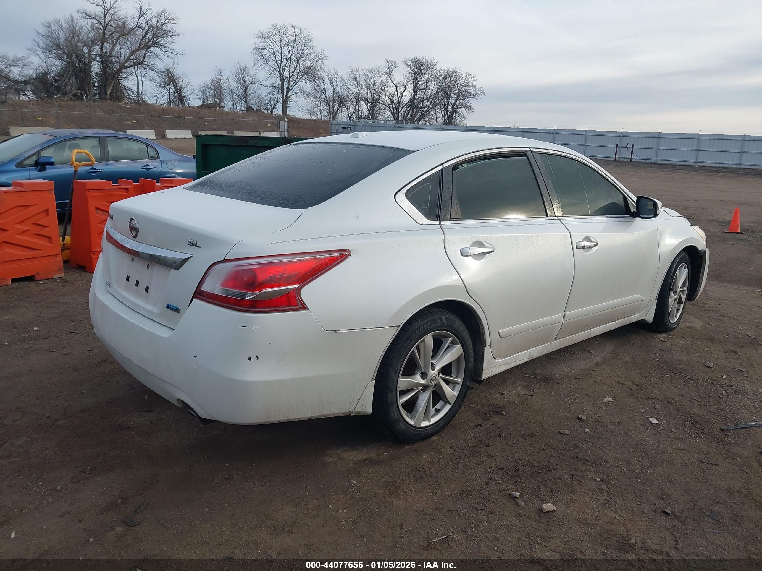 NISSAN ALTIMA image 4