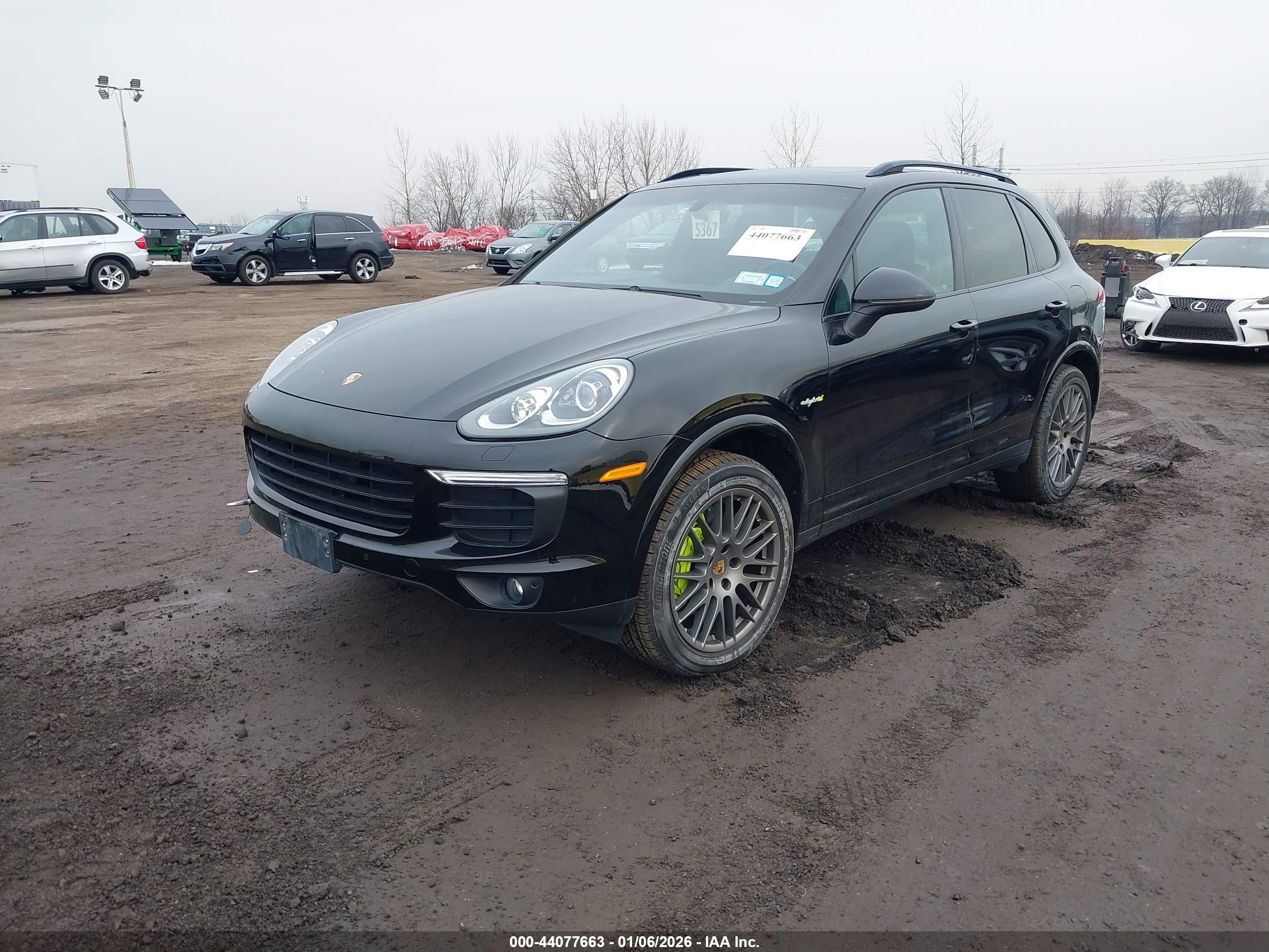 PORSCHE CAYENNE image 2