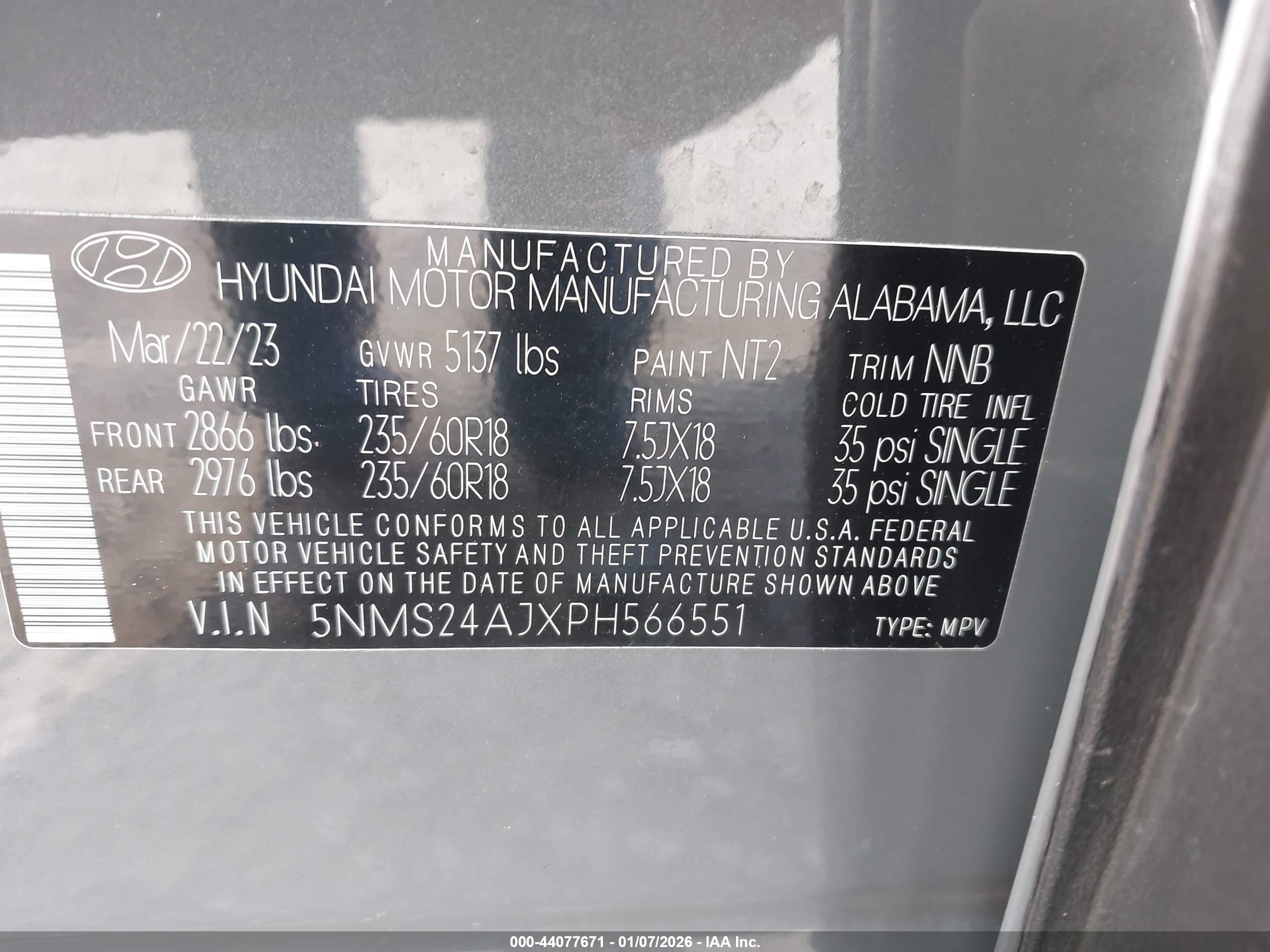 HYUNDAI SANTA image 9