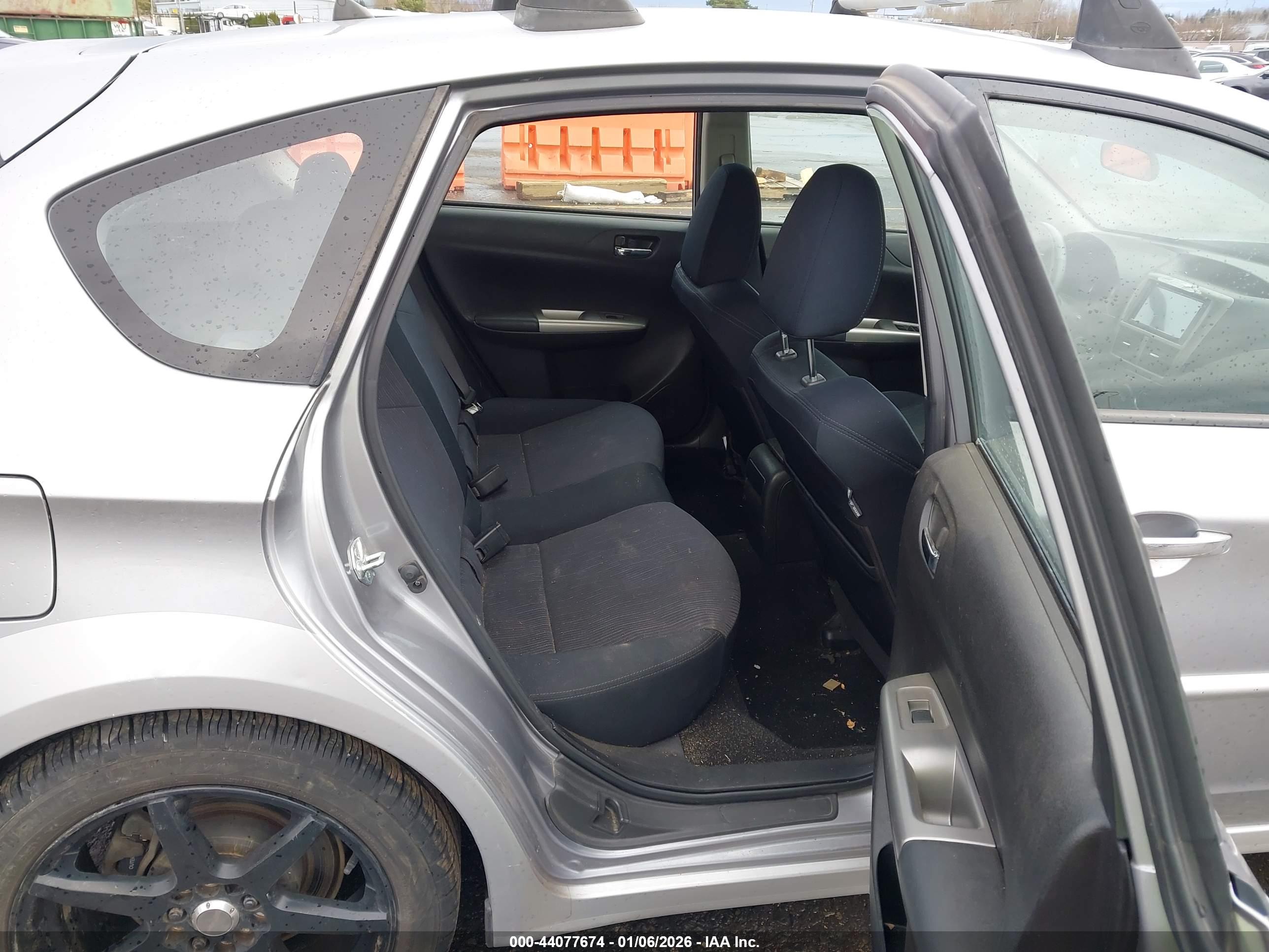 SUBARU IMPREZA image 8