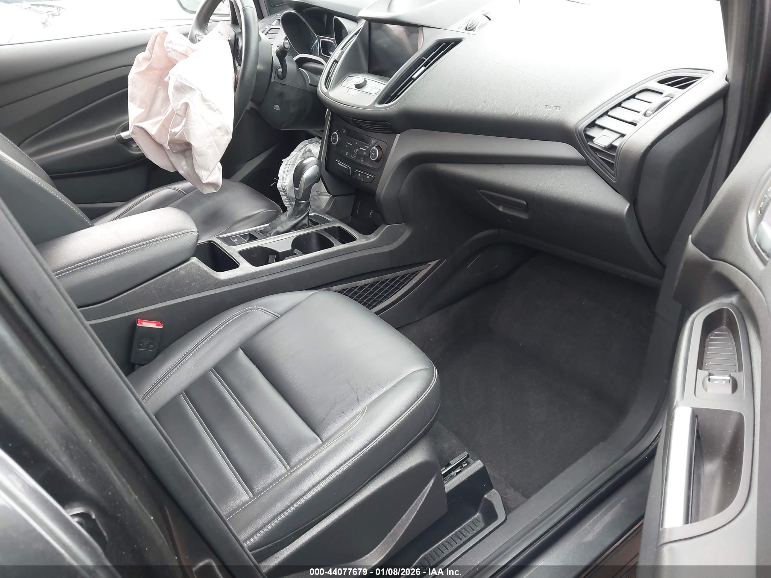 FORD ESCAPE image 5