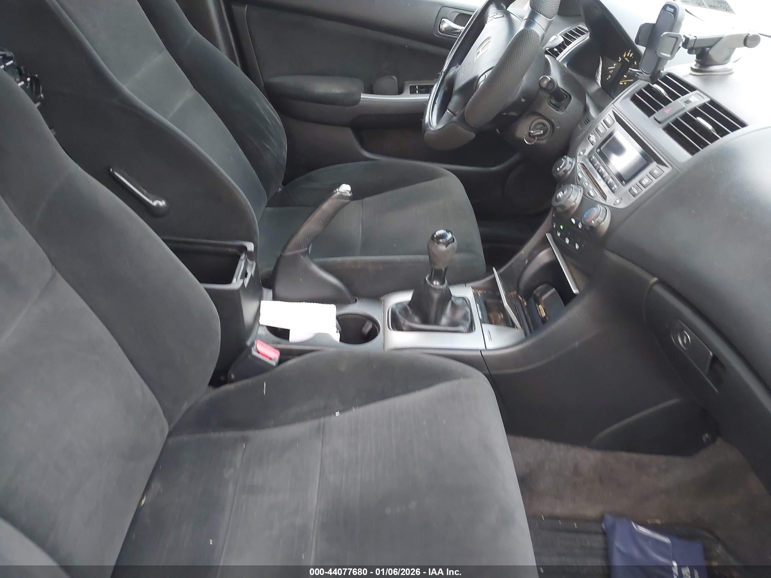HONDA ACCORD image 5