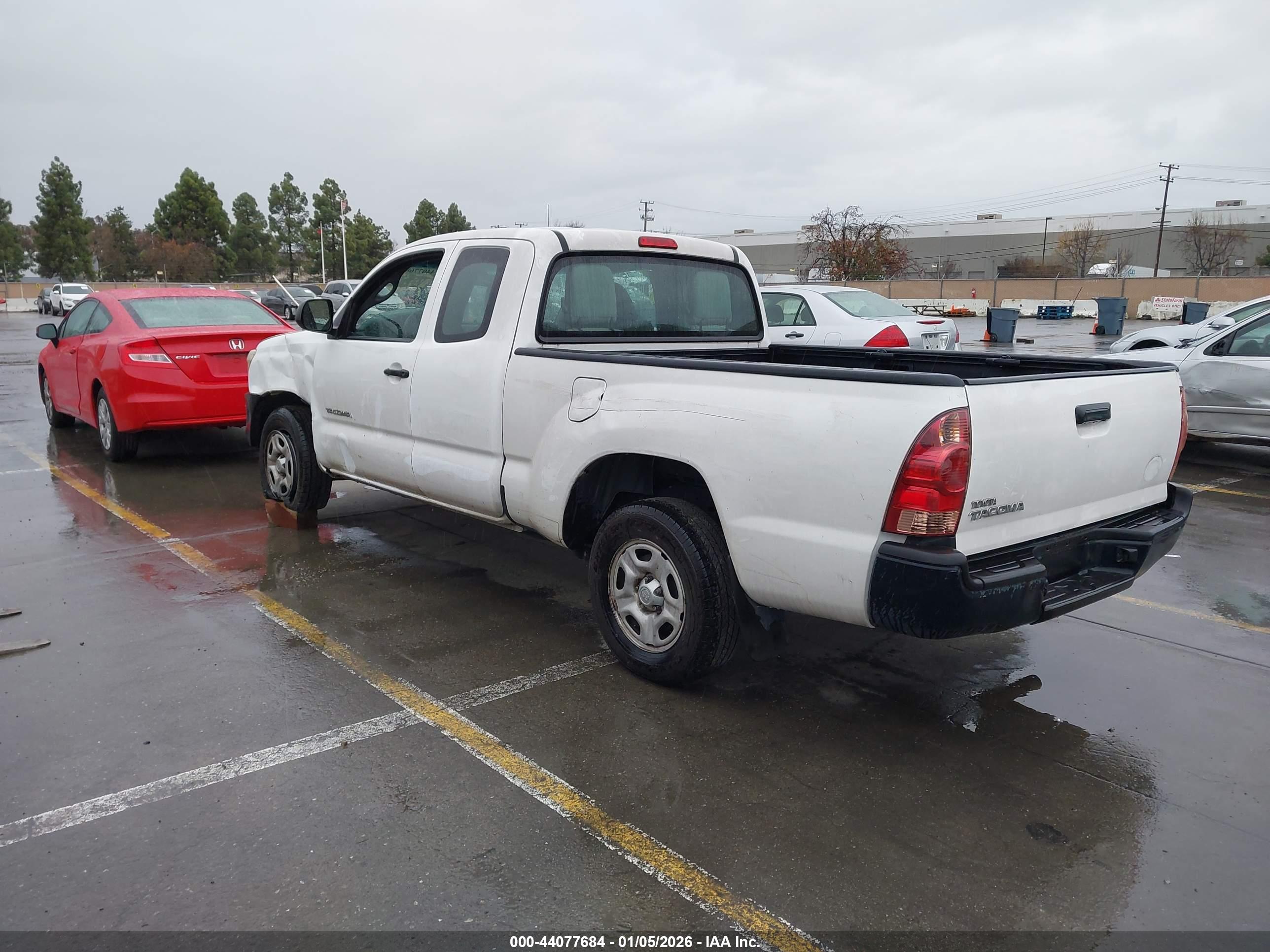 TOYOTA TACOMA image 3