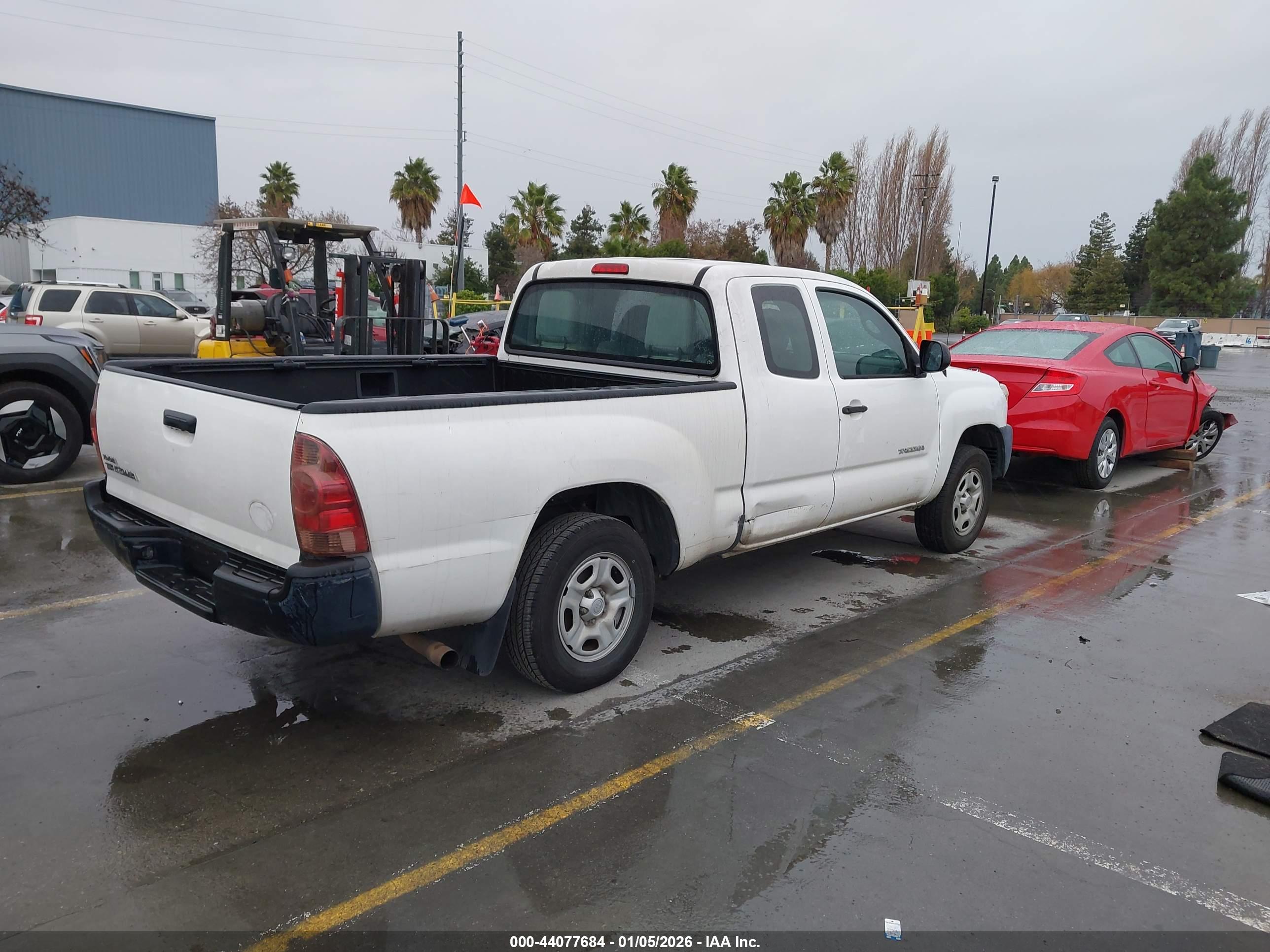 TOYOTA TACOMA image 4