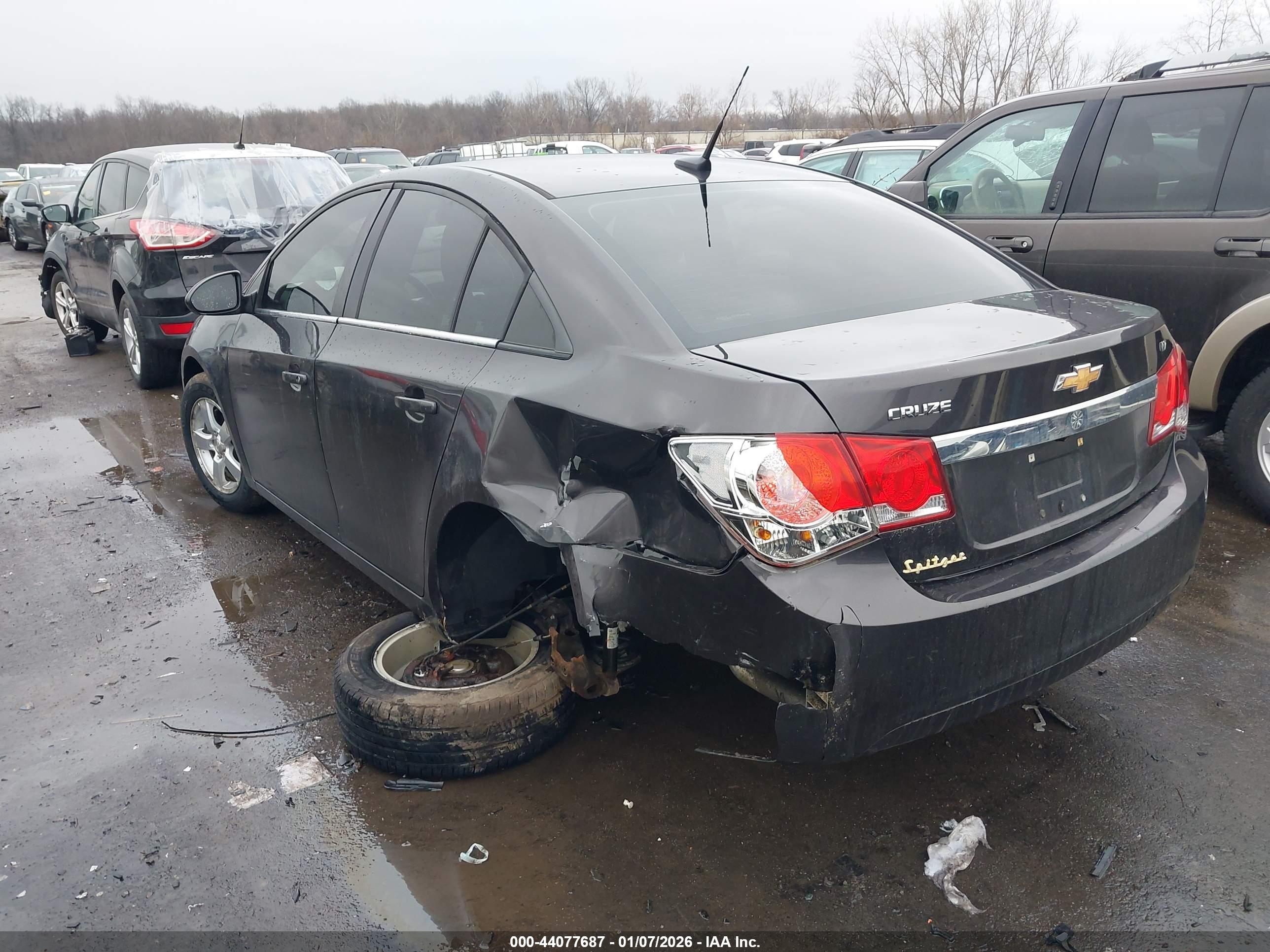 CHEVROLET CRUZE image 3