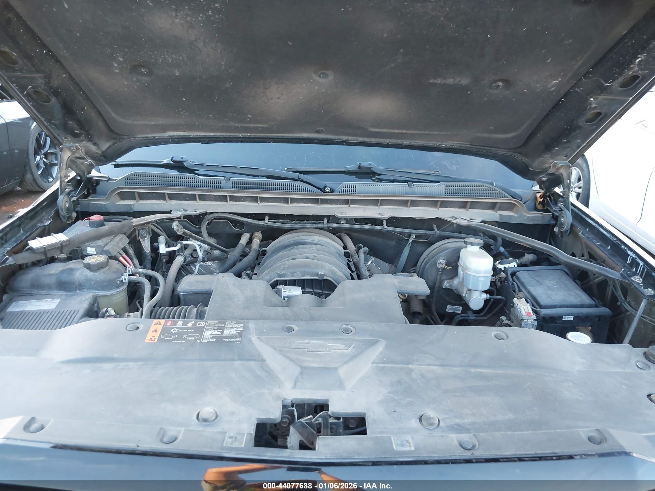 CHEVROLET SILVERADO image 10