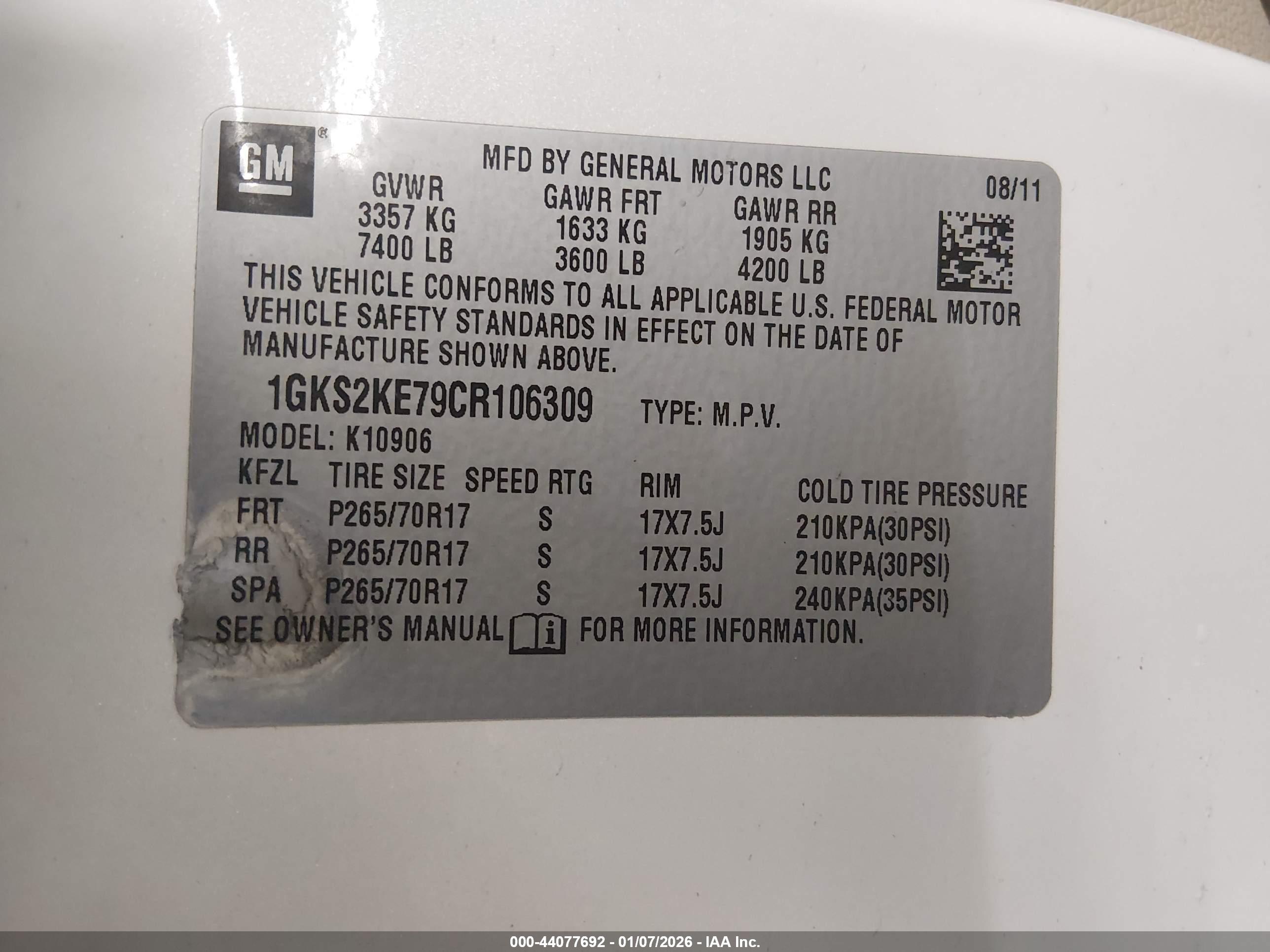 GMC YUKON image 9