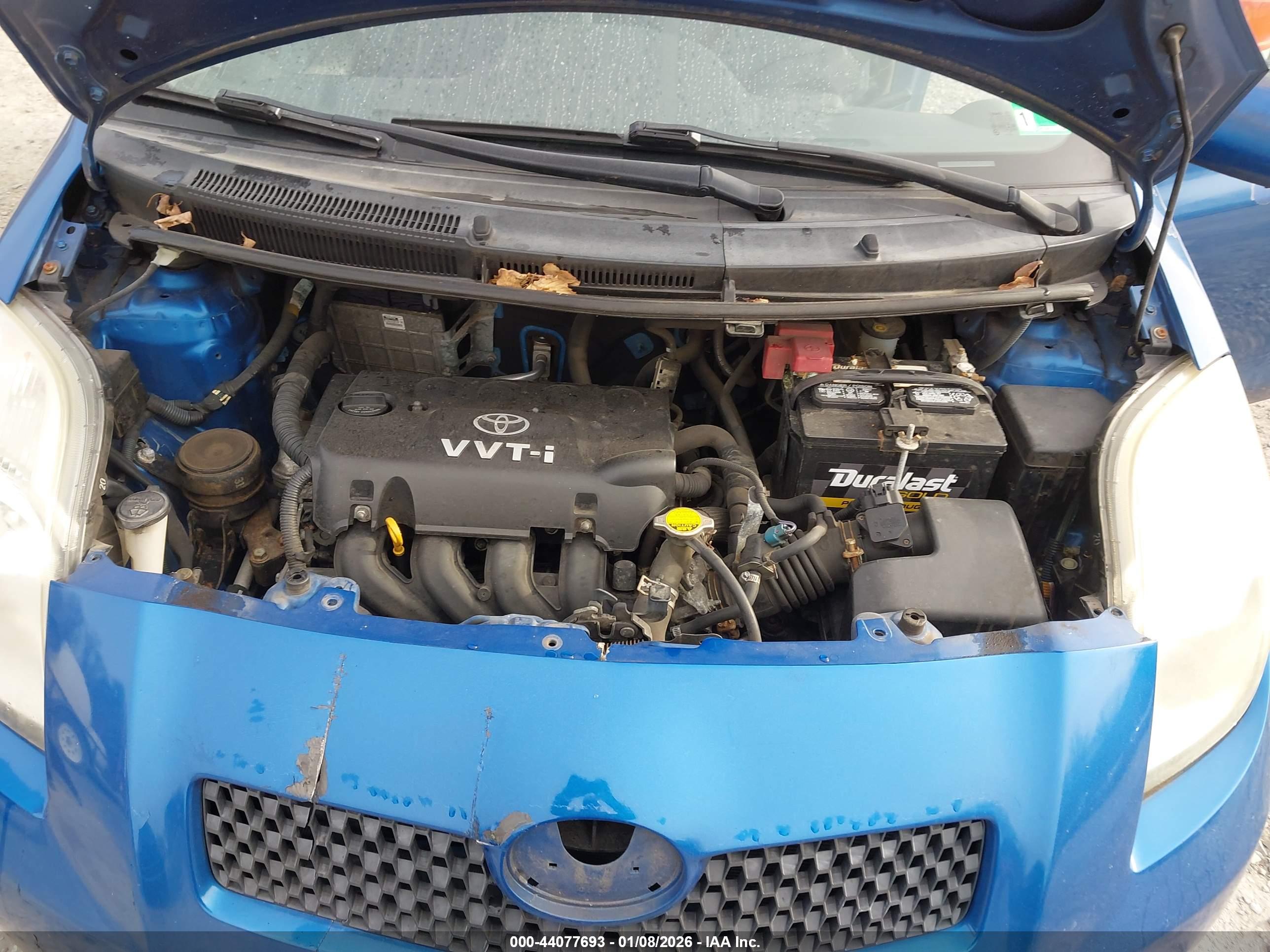 TOYOTA YARIS image 10