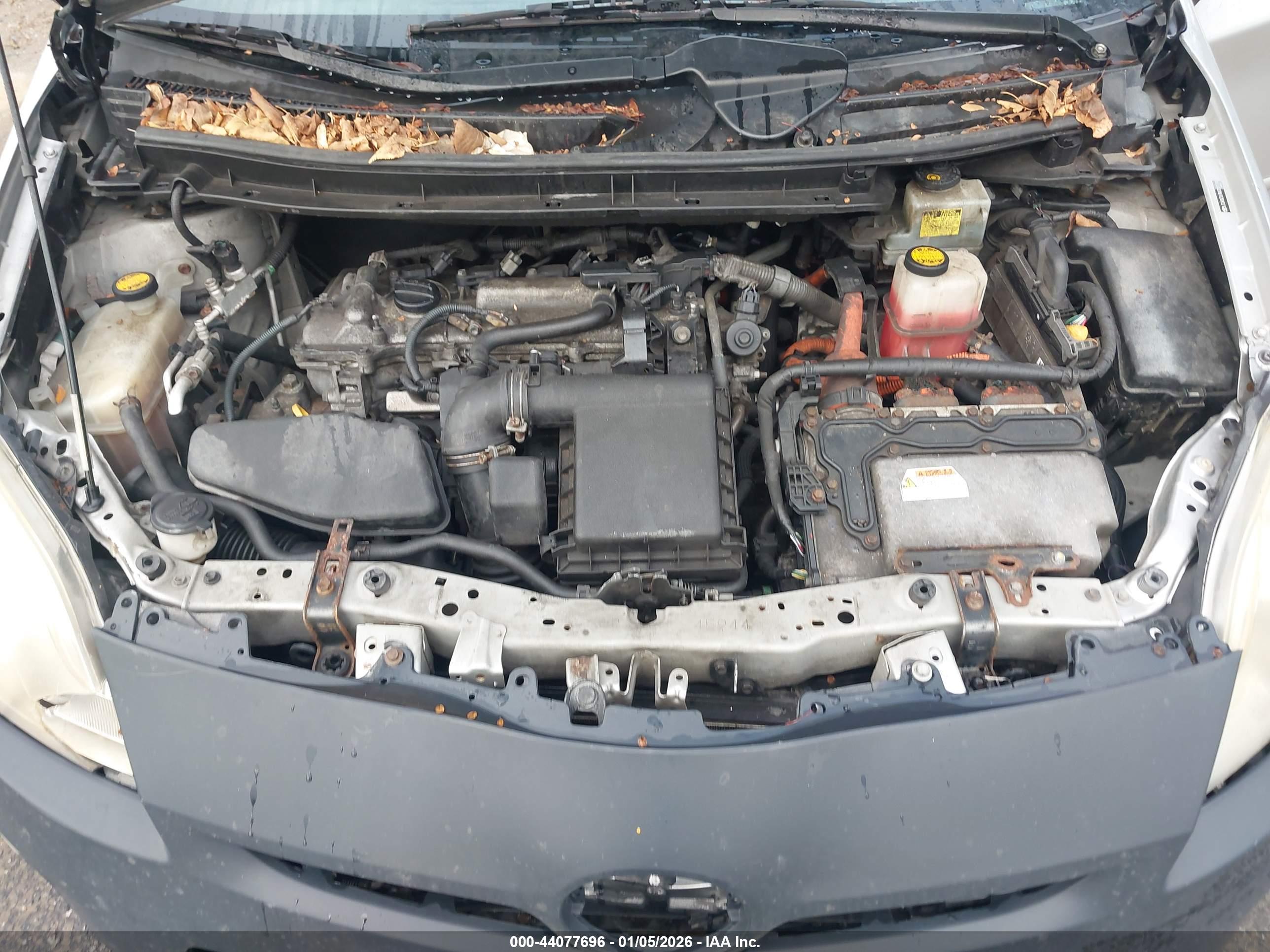 TOYOTA PRIUS image 10