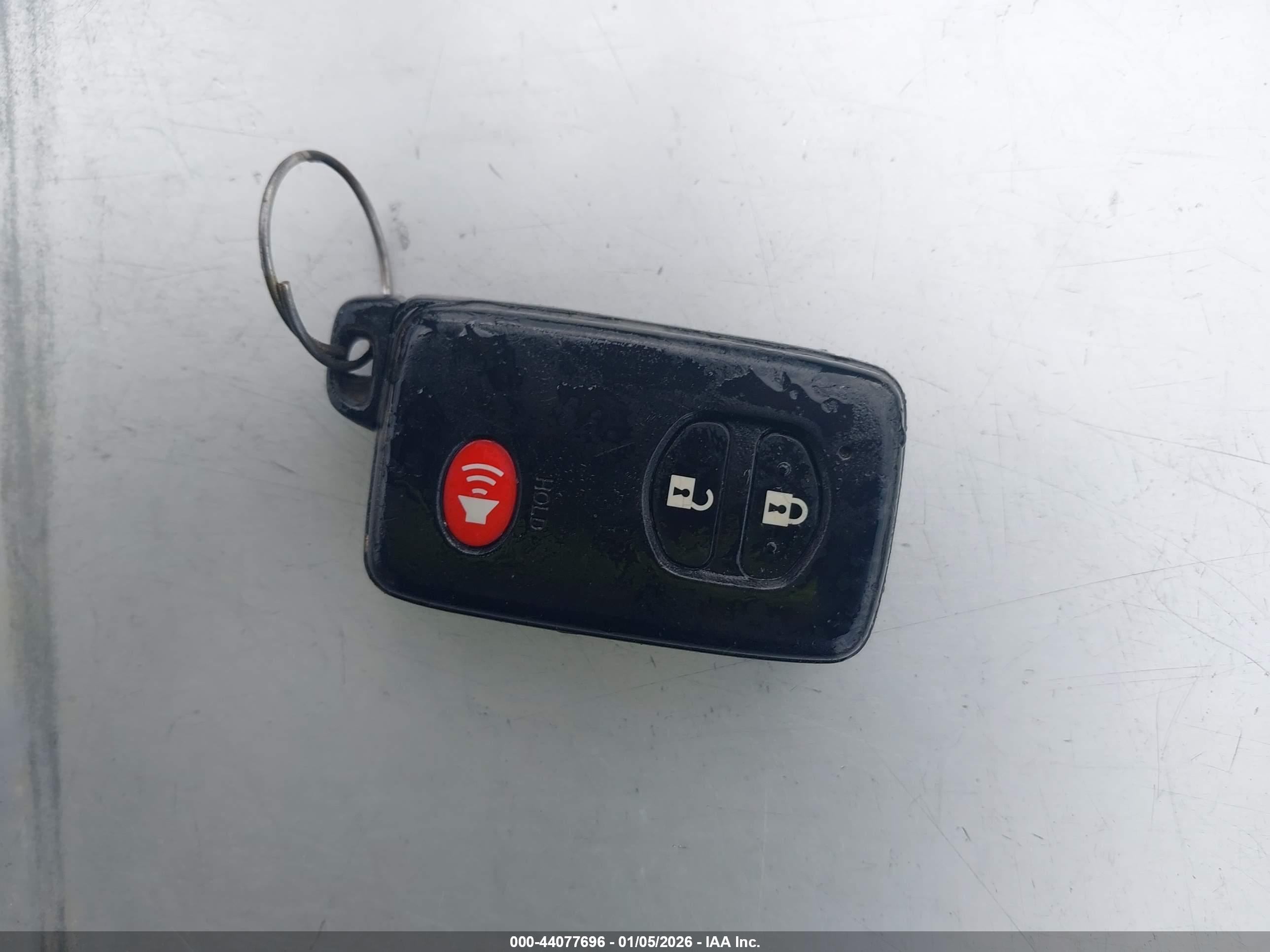 TOYOTA PRIUS image 11