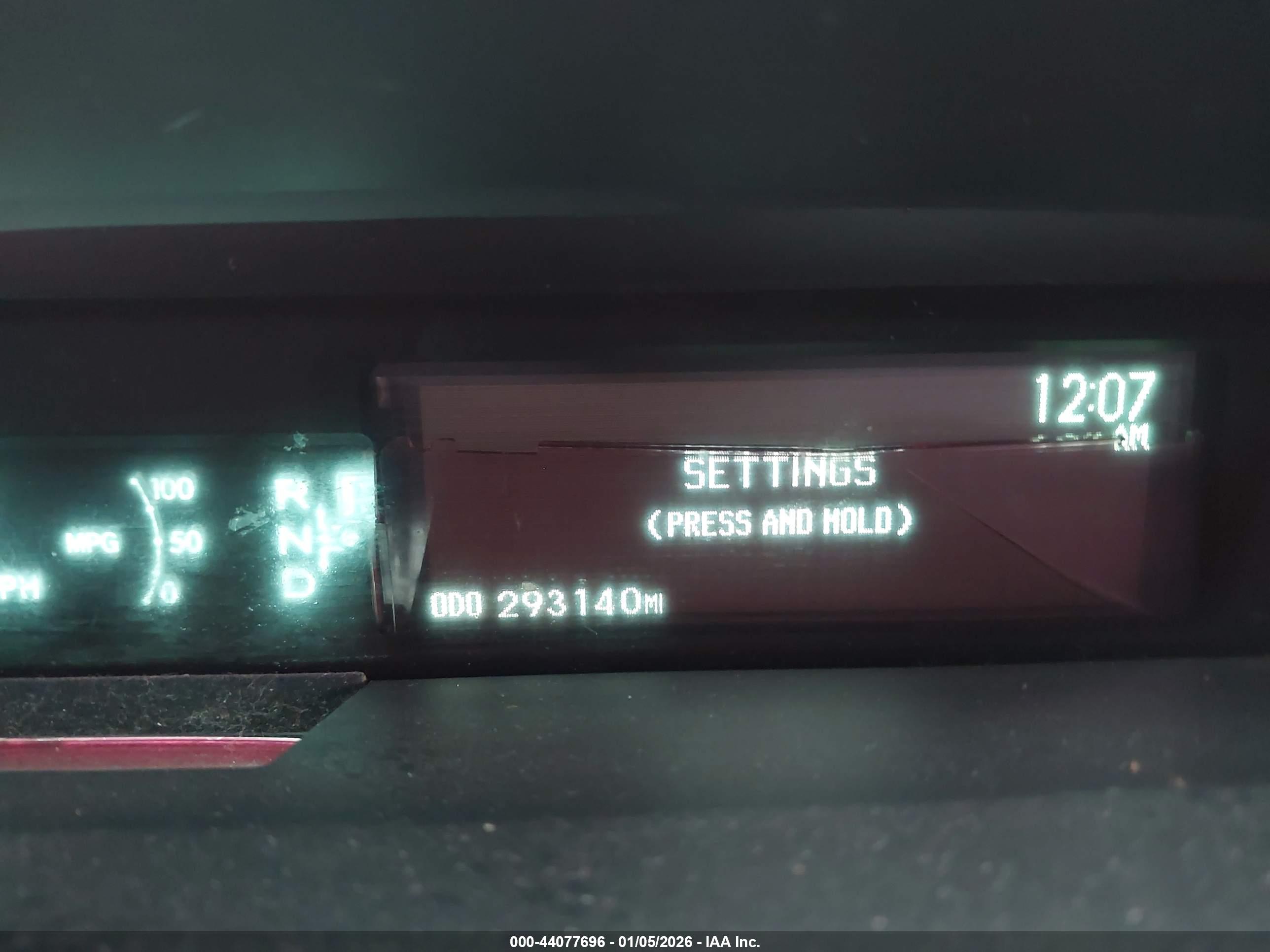 TOYOTA PRIUS image 7
