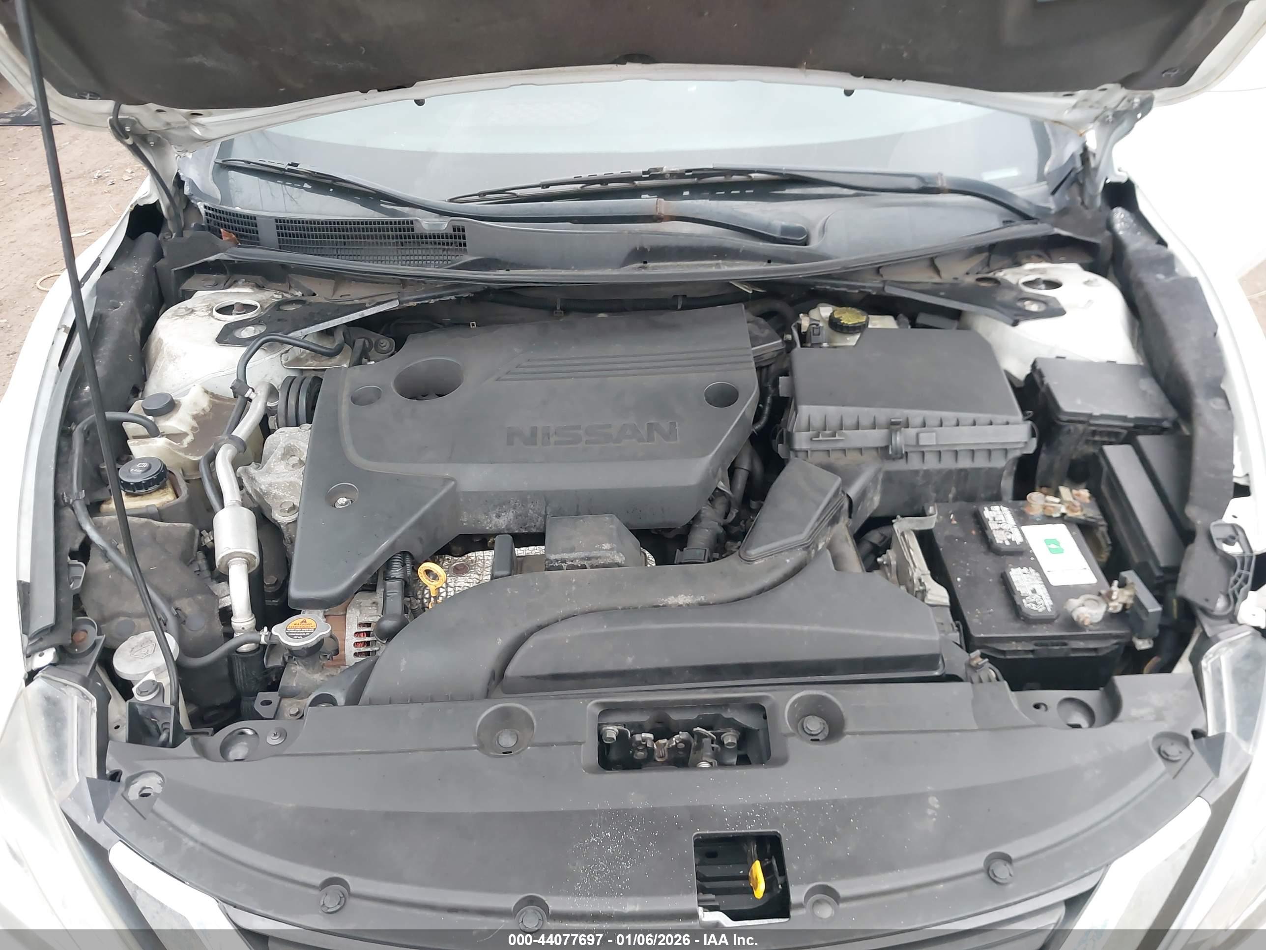 NISSAN ALTIMA image 10