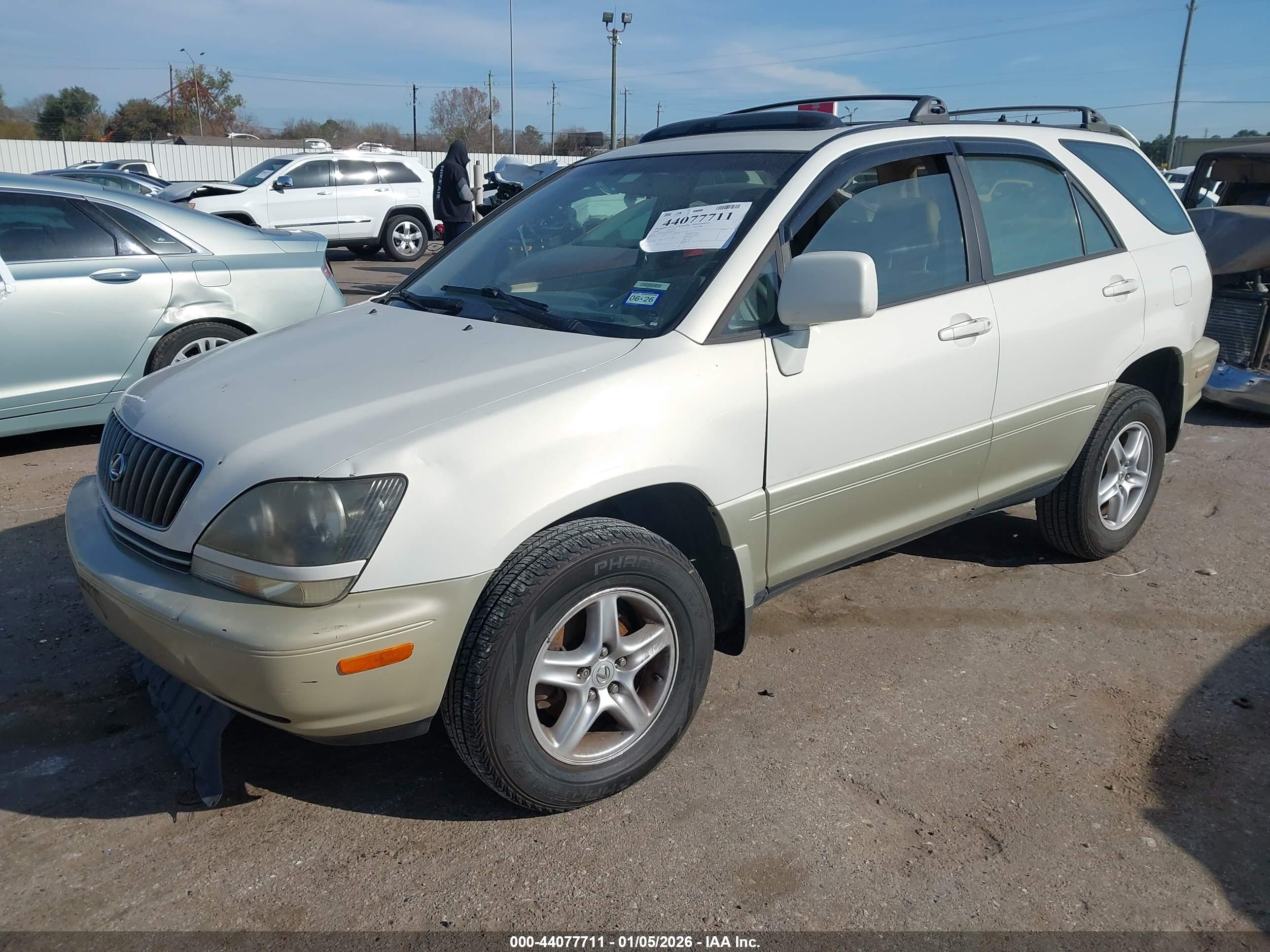 LEXUS RX image 2