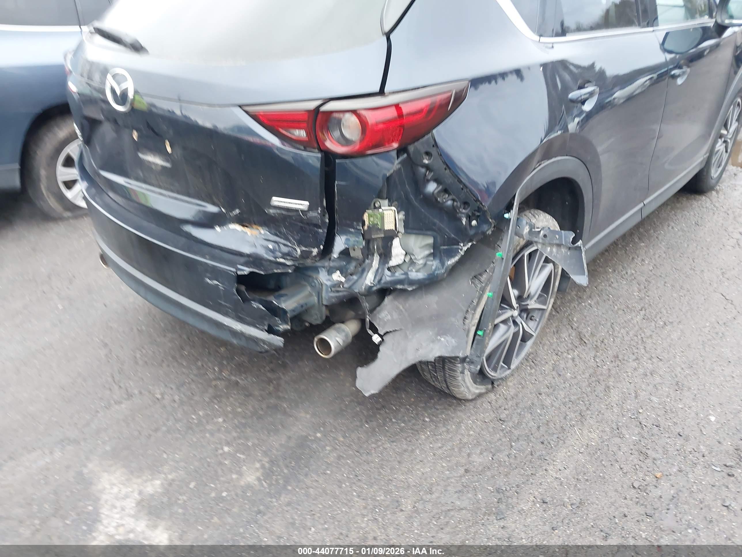 MAZDA CX-5 image 6