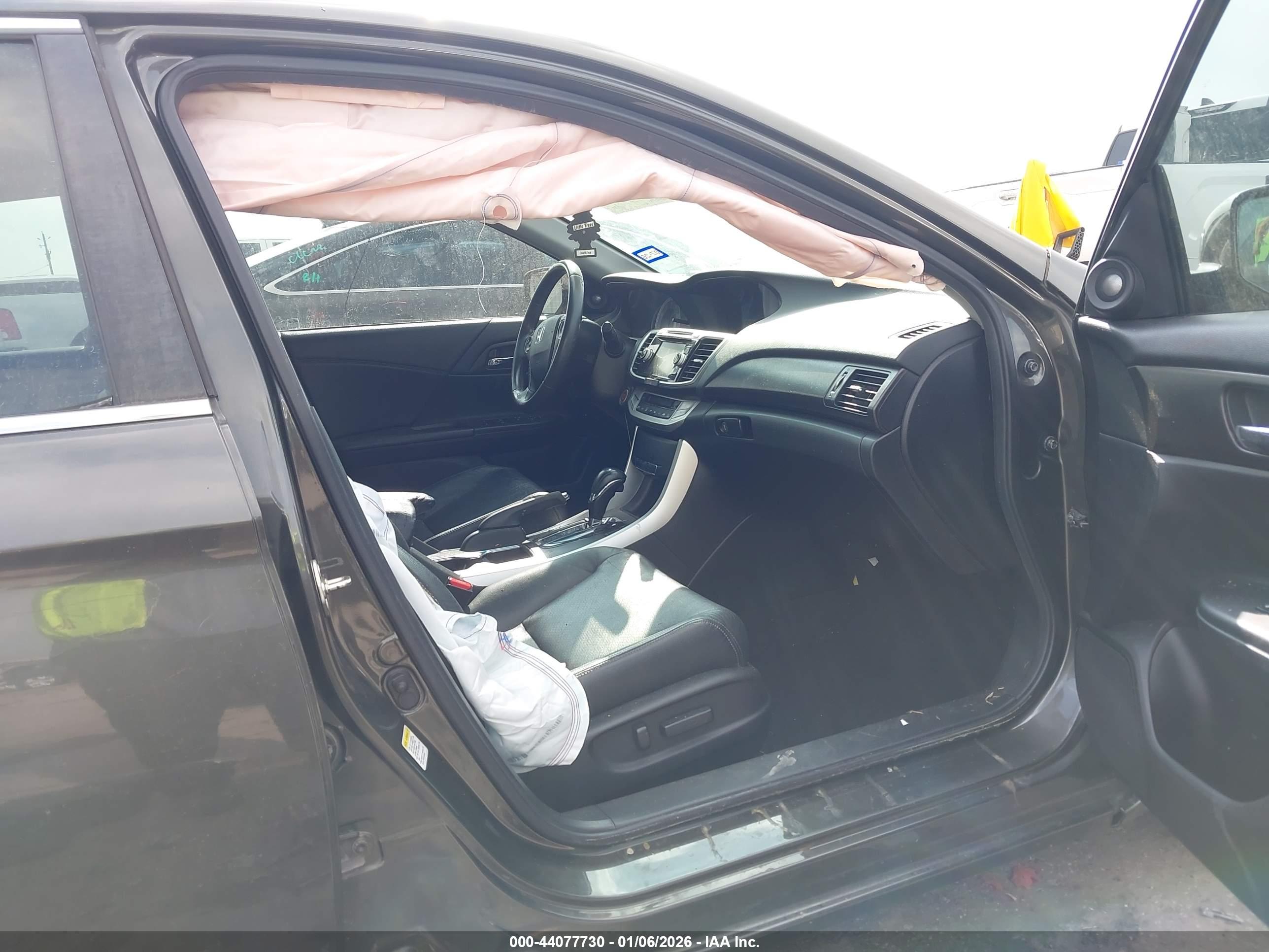 HONDA ACCORD image 5