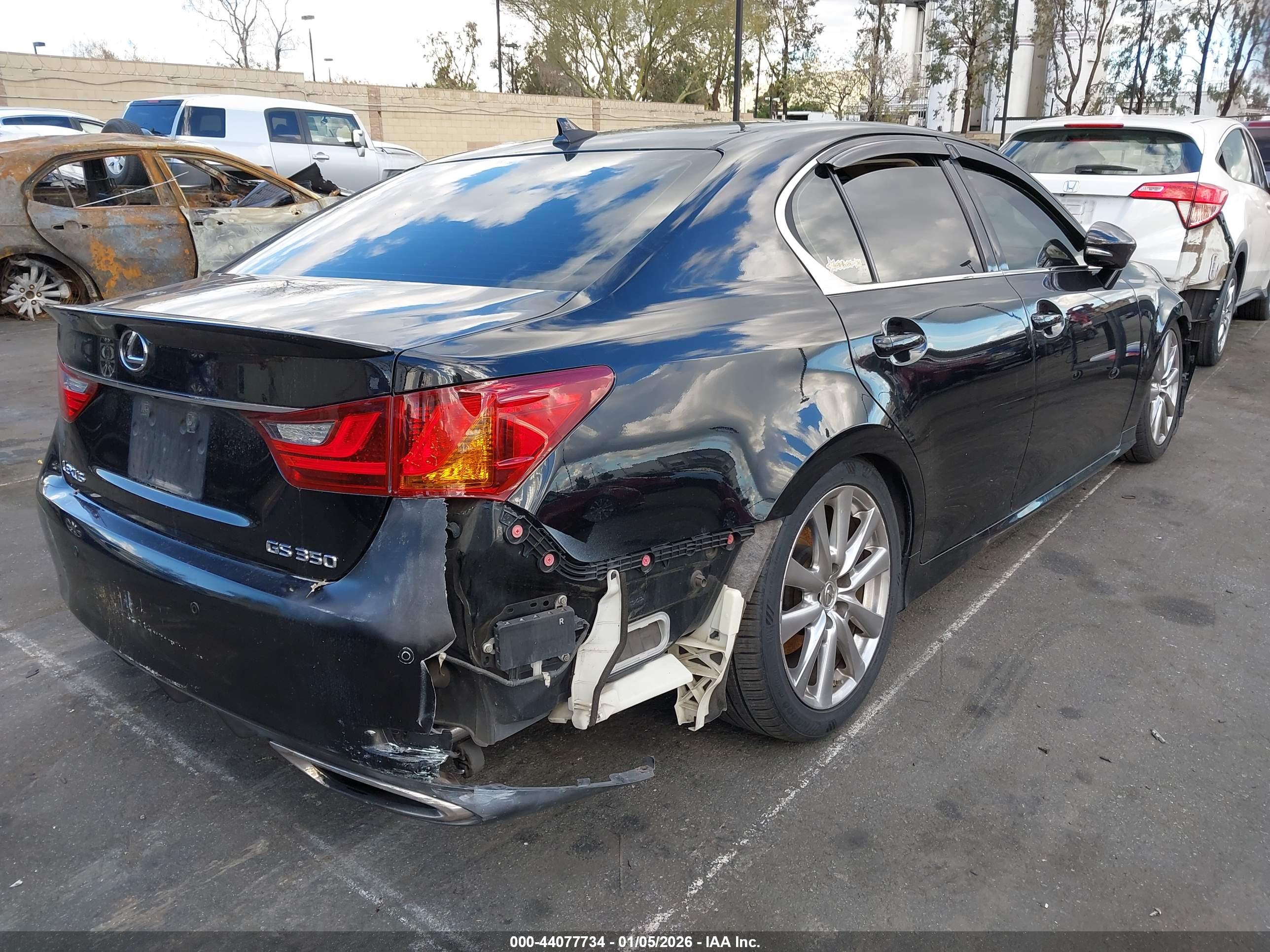 LEXUS GS image 6