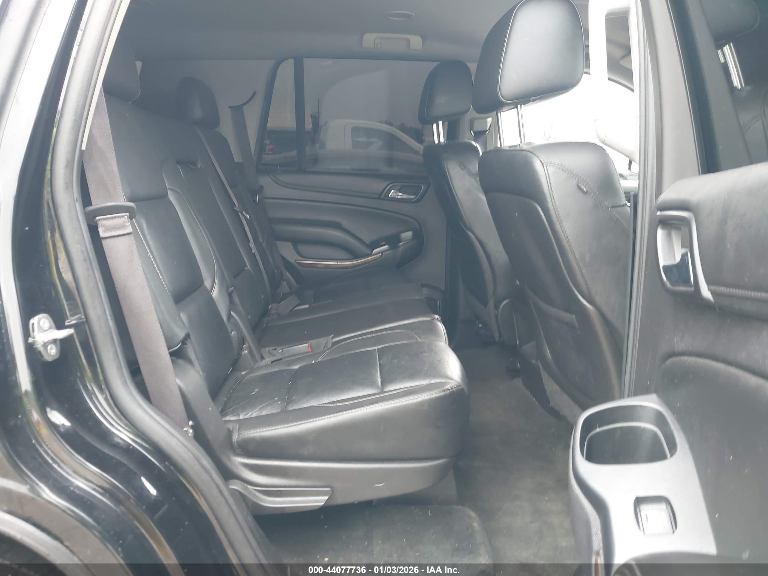 CHEVROLET TAHOE image 8