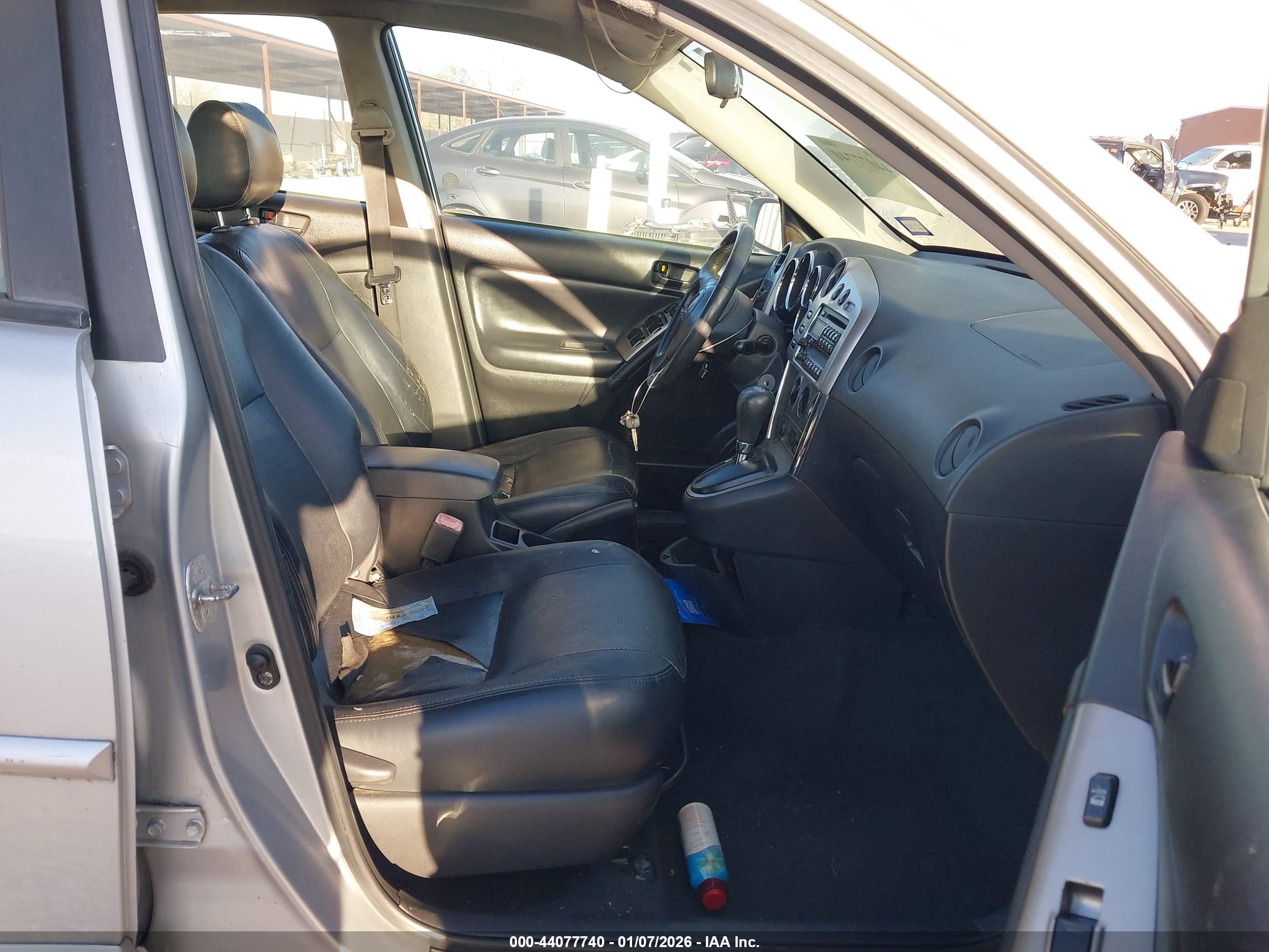 PONTIAC VIBE image 5