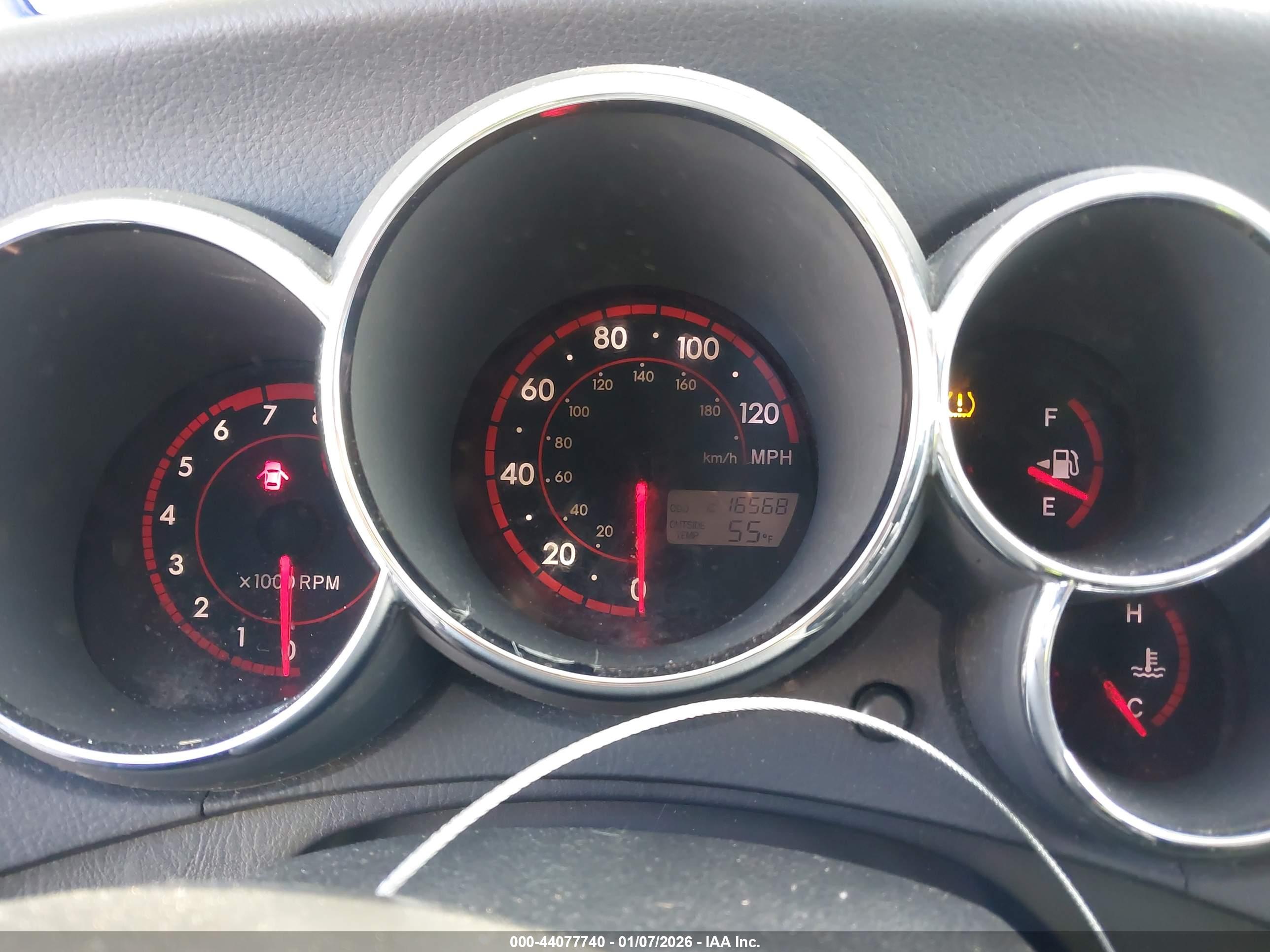 PONTIAC VIBE image 7