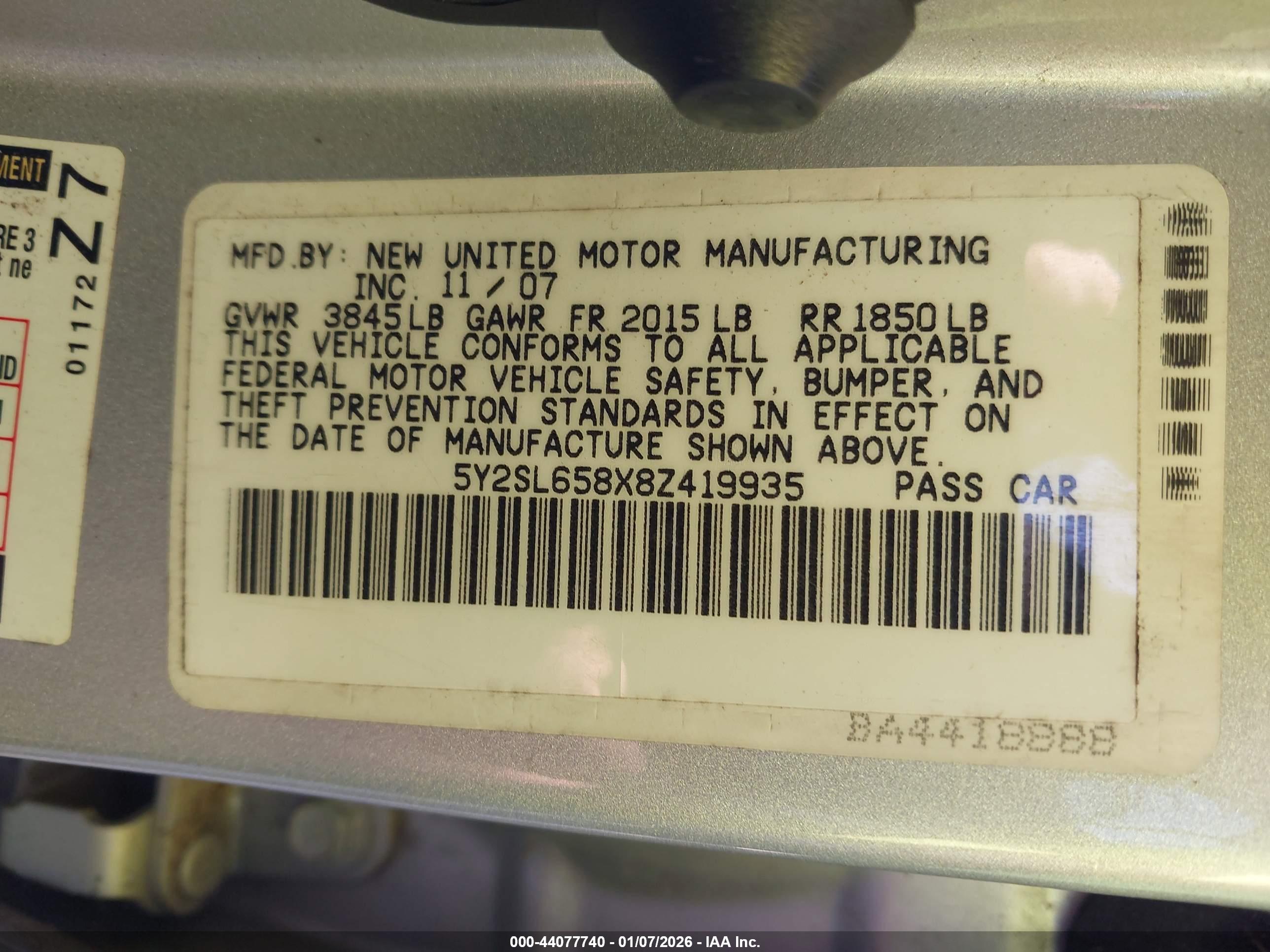 PONTIAC VIBE image 9