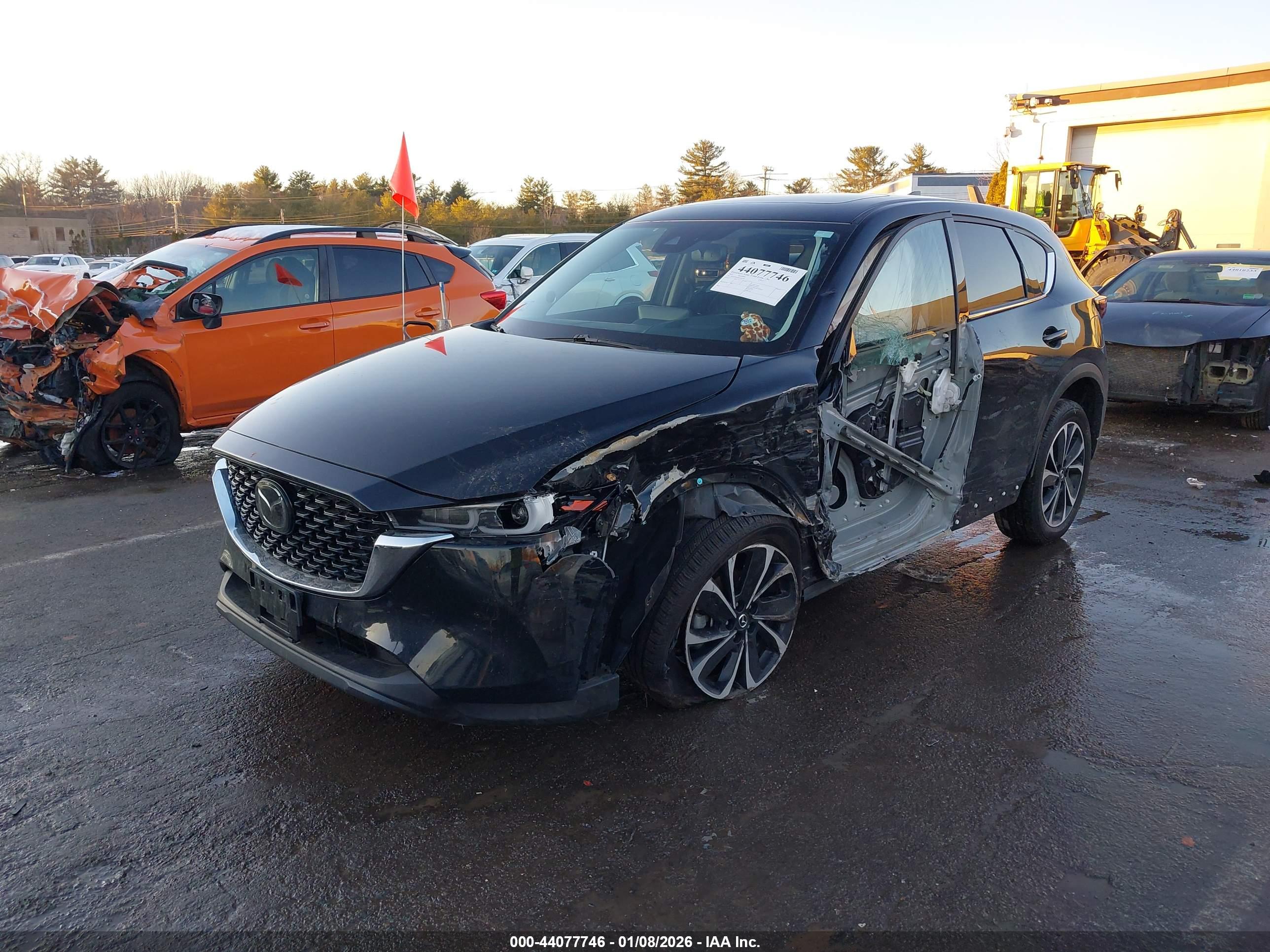 MAZDA CX-5 image 2