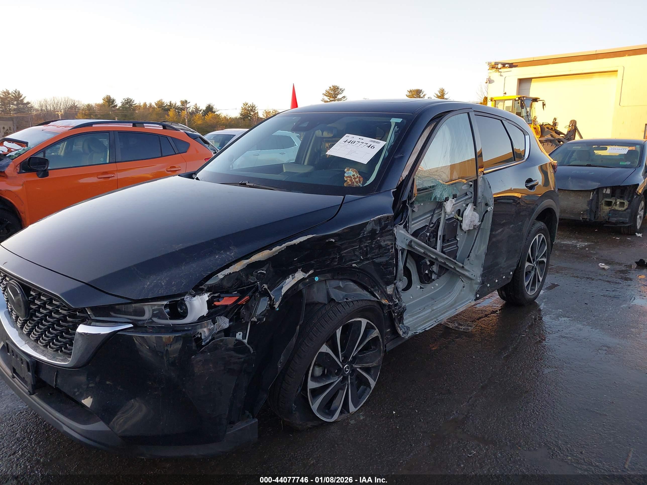MAZDA CX-5 image 6