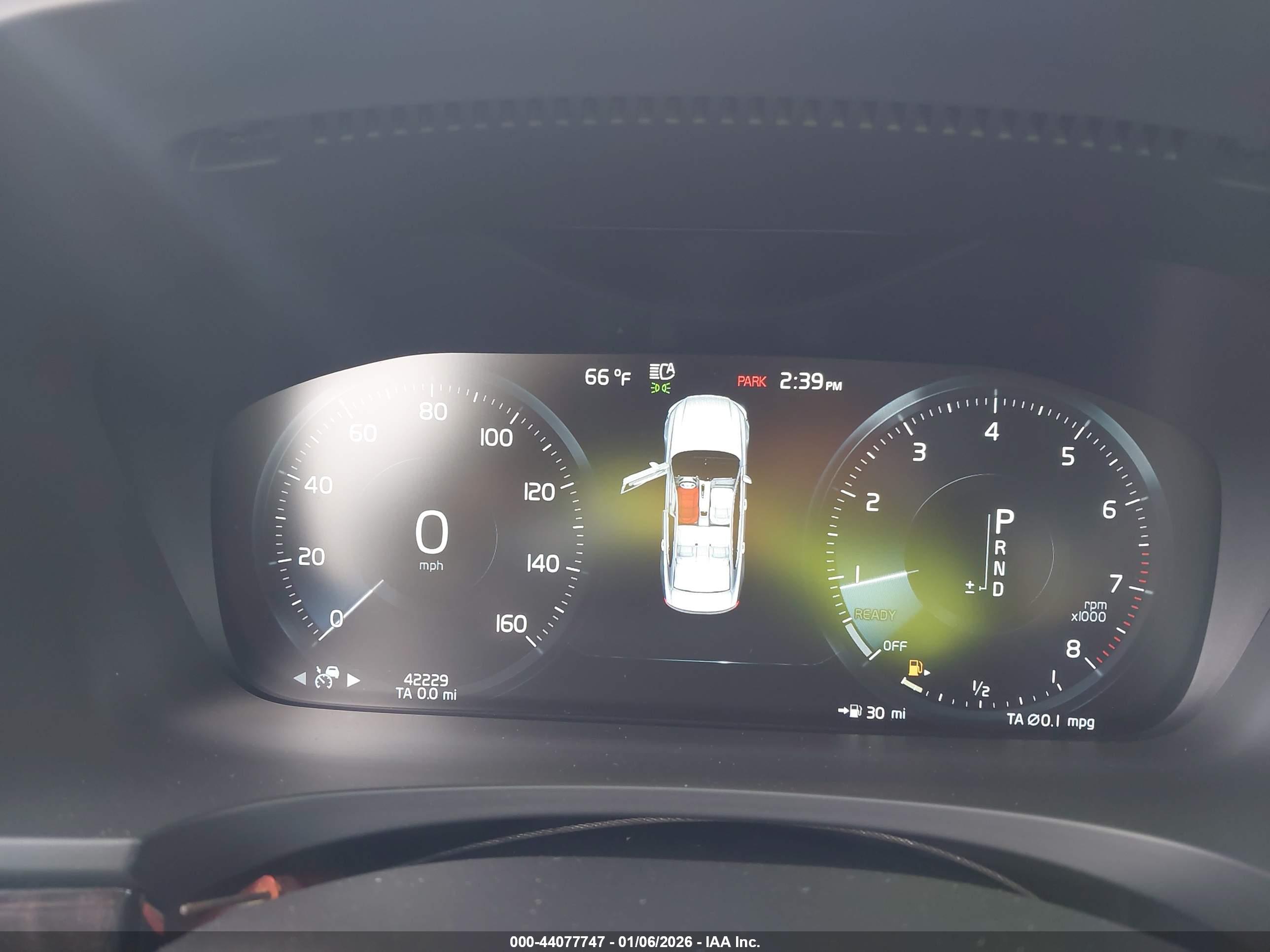 VOLVO S90 image 7