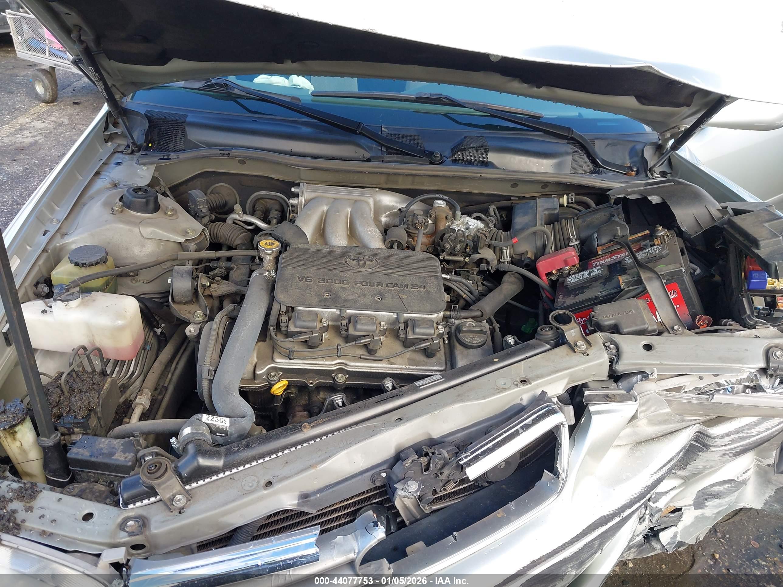 TOYOTA CAMRY image 10