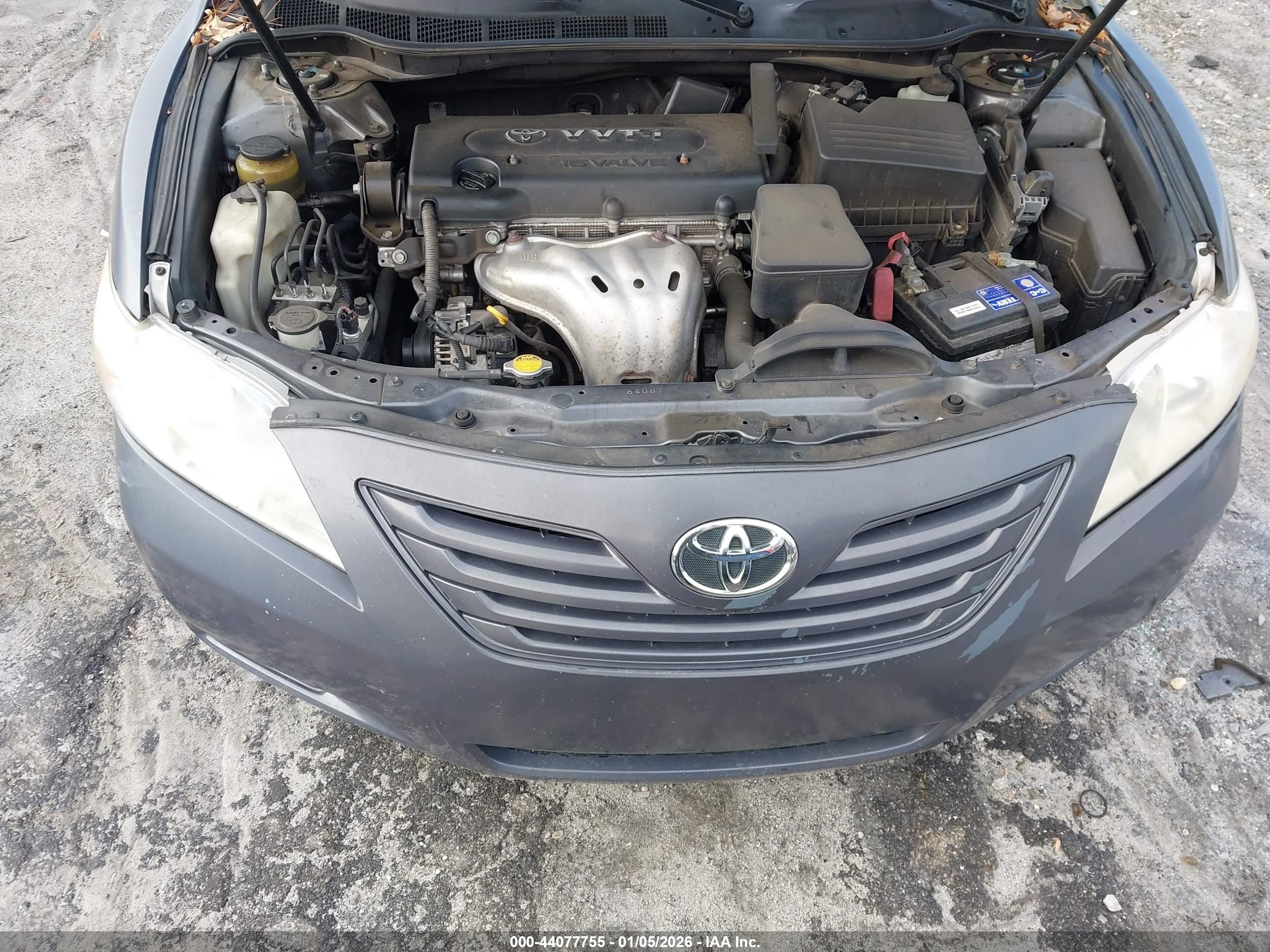 TOYOTA CAMRY image 10