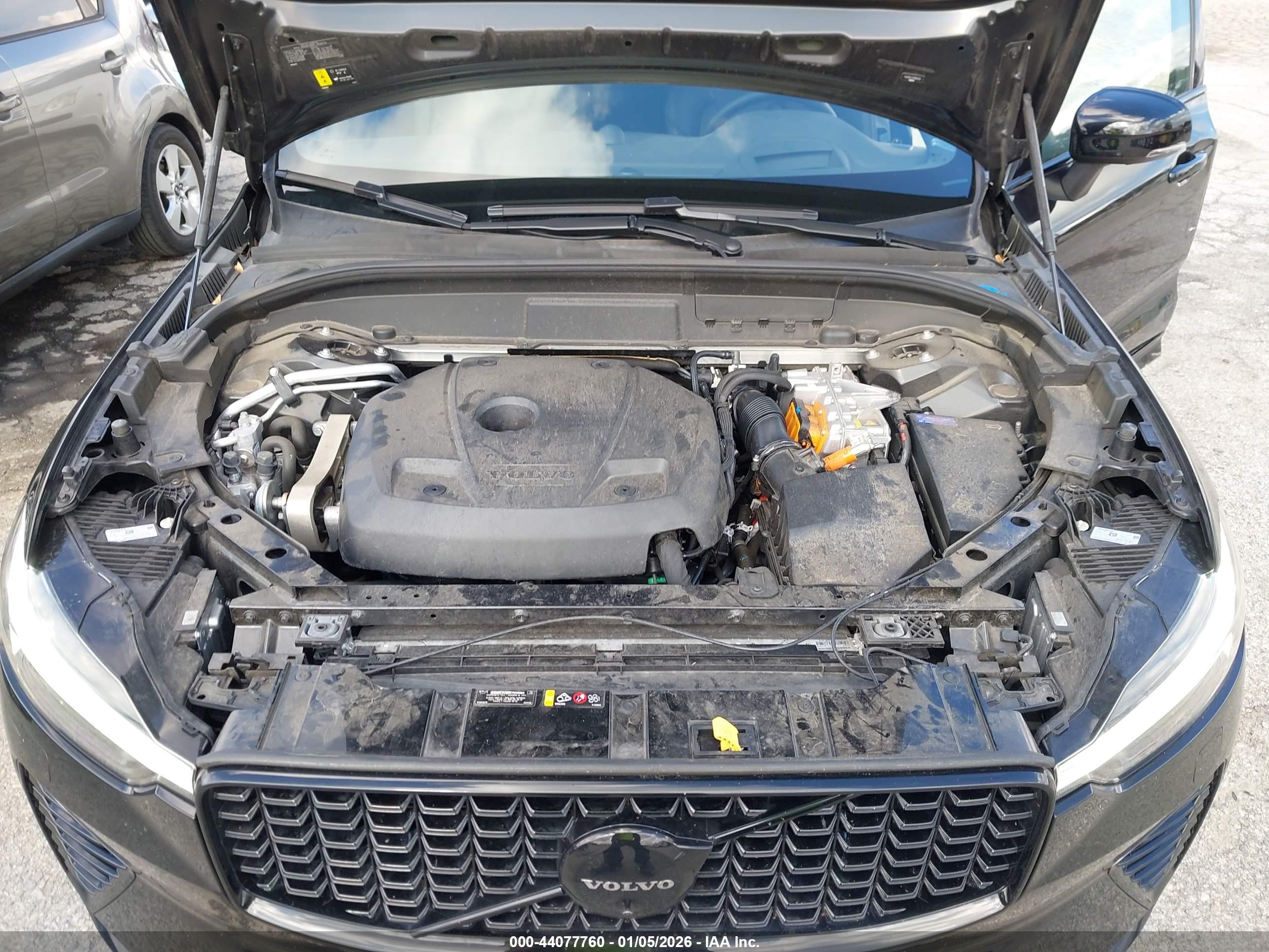 VOLVO XC60 image 10