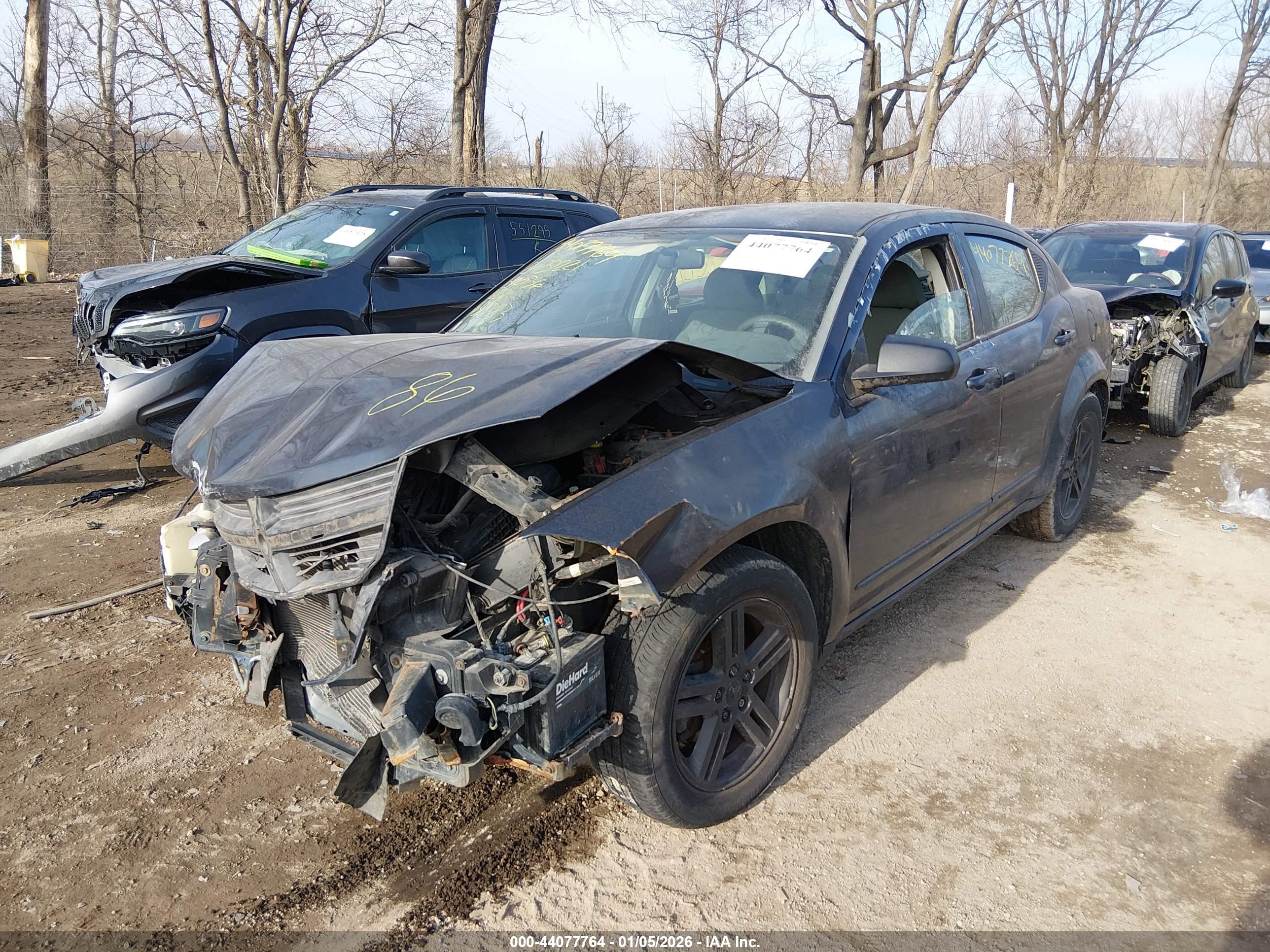DODGE AVENGER image 2