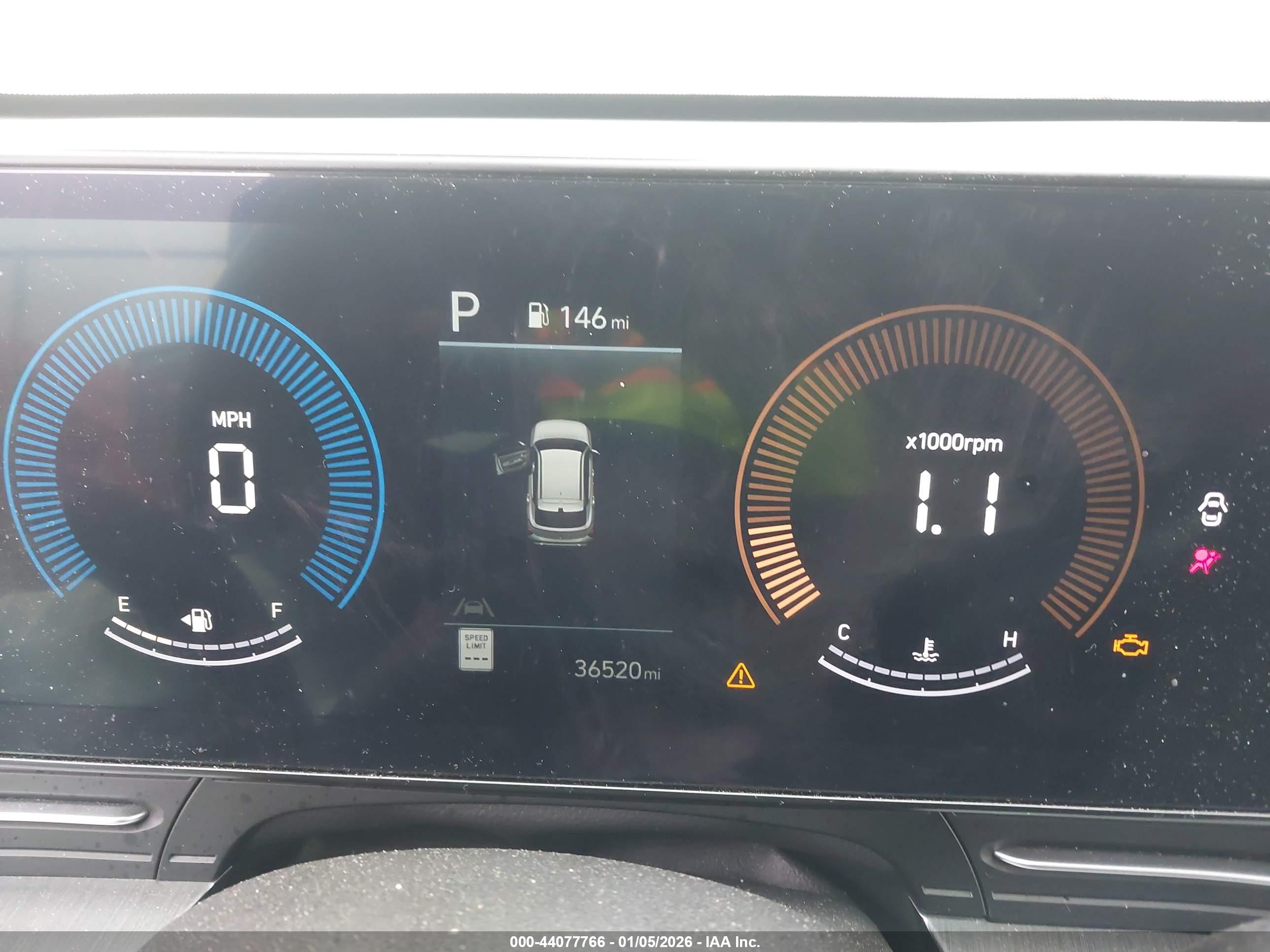 HYUNDAI KONA image 7