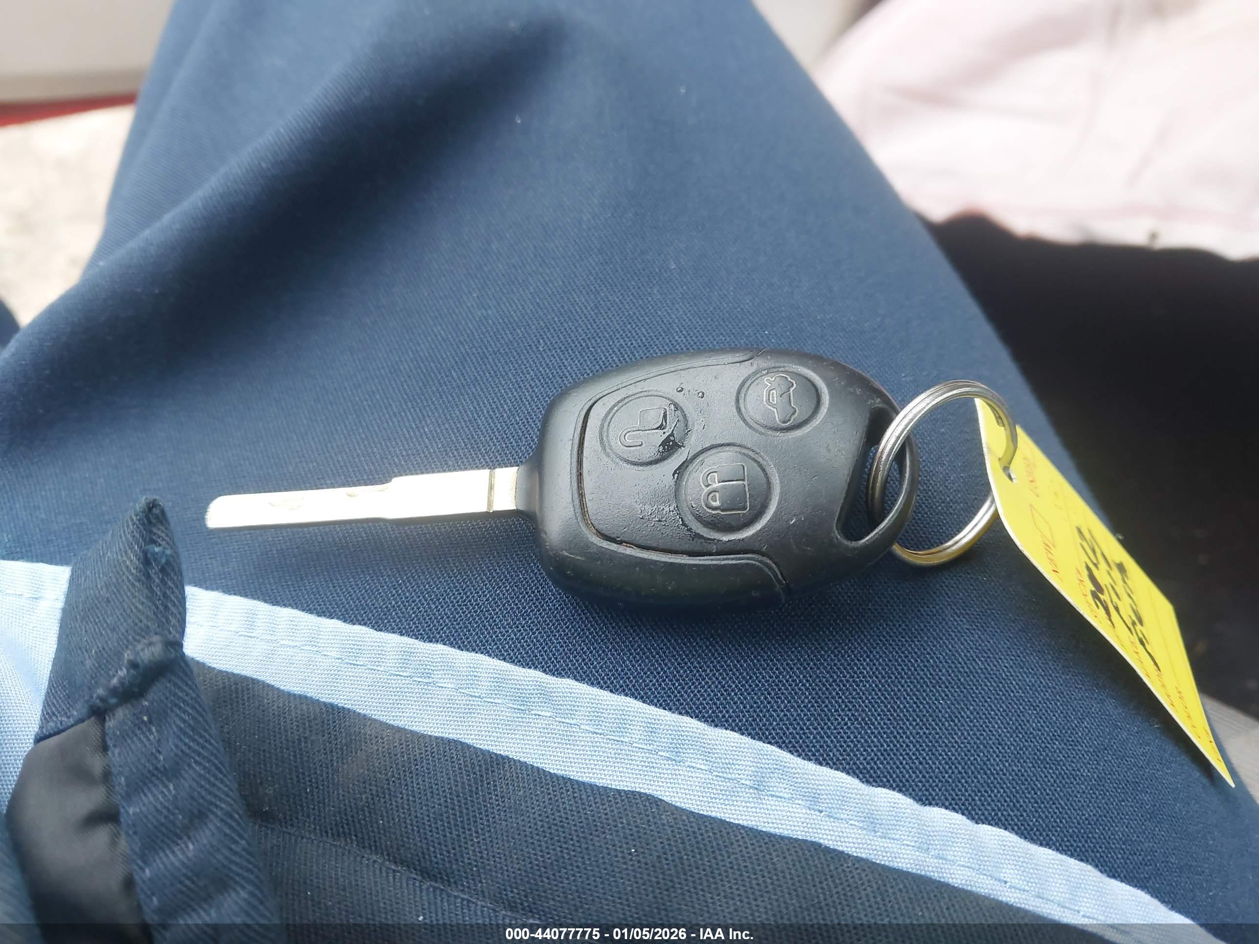 FORD FIESTA image 11