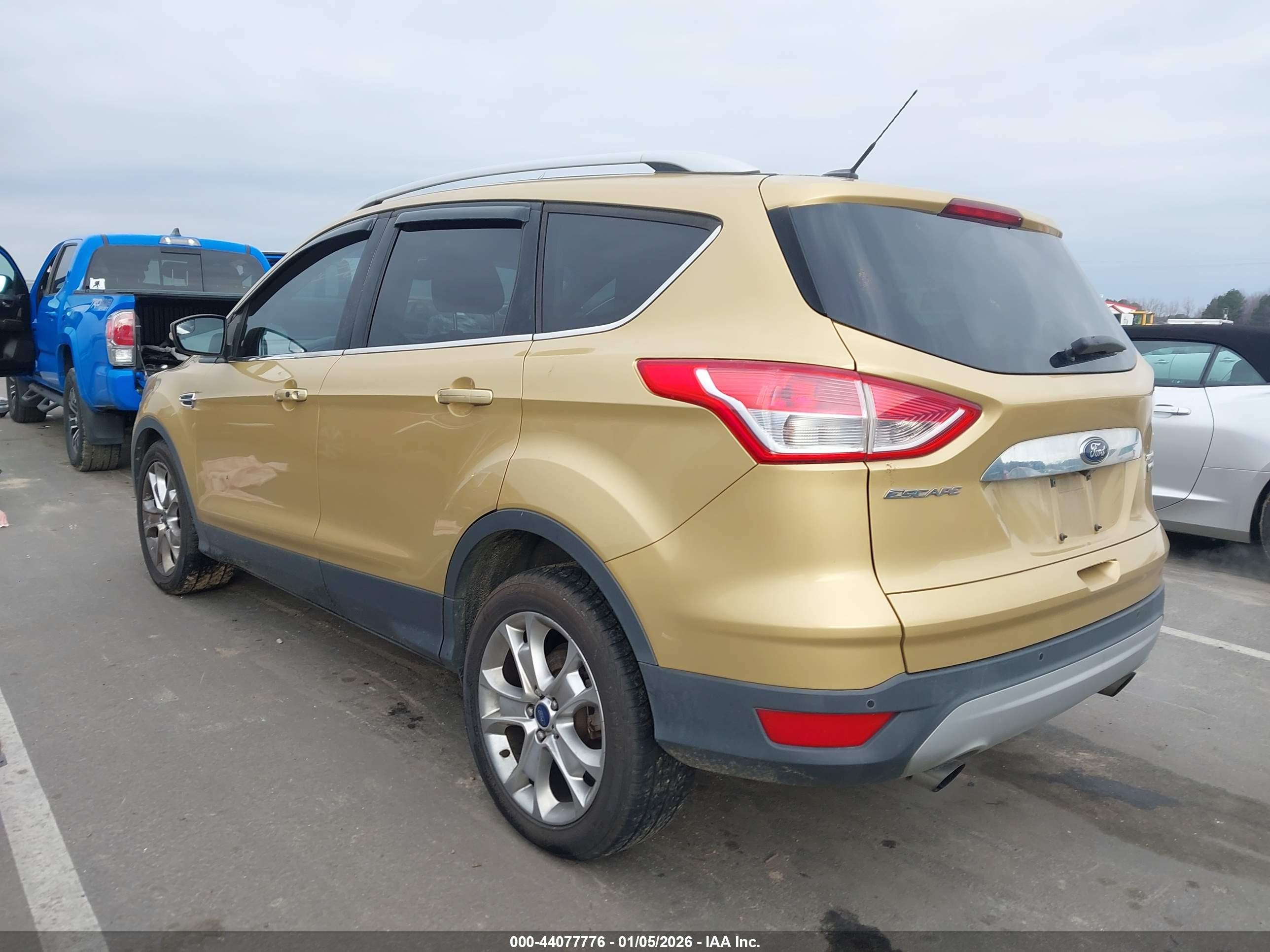 FORD ESCAPE image 3