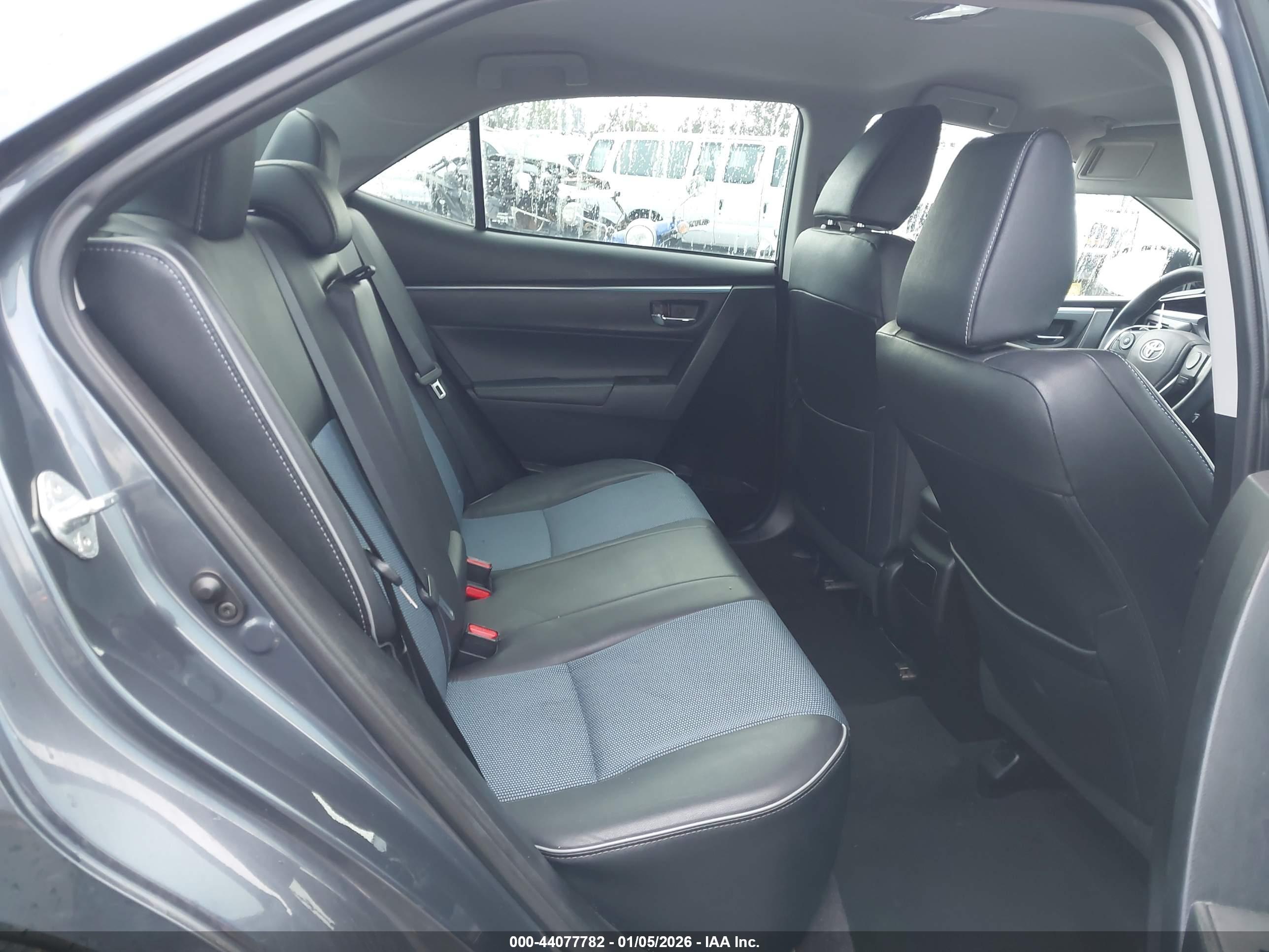 TOYOTA COROLLA image 8