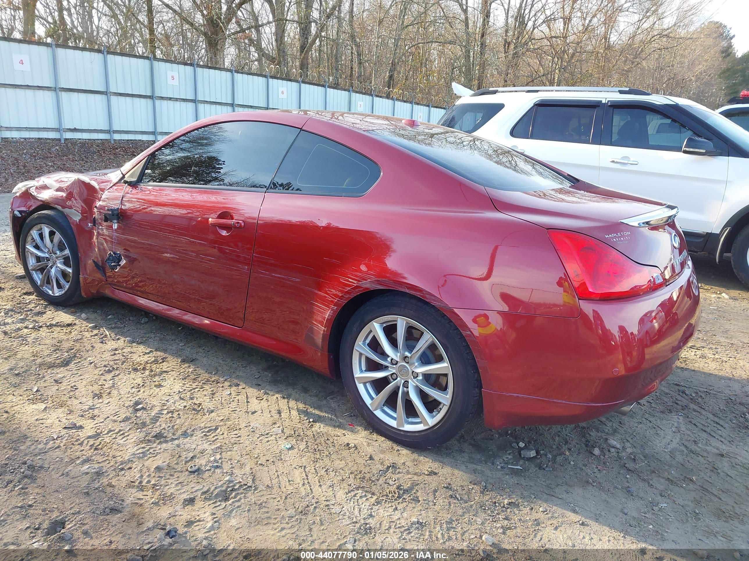 INFINITI Q60 image 3