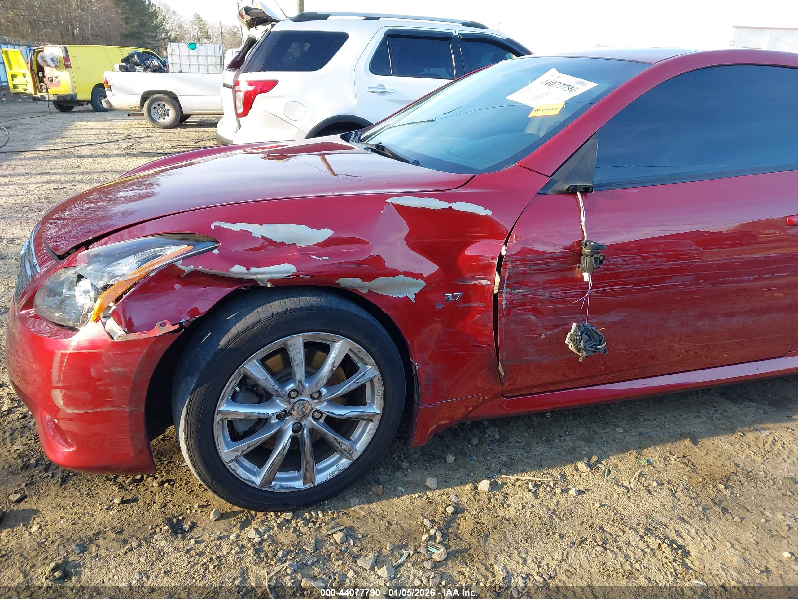 INFINITI Q60 image 6